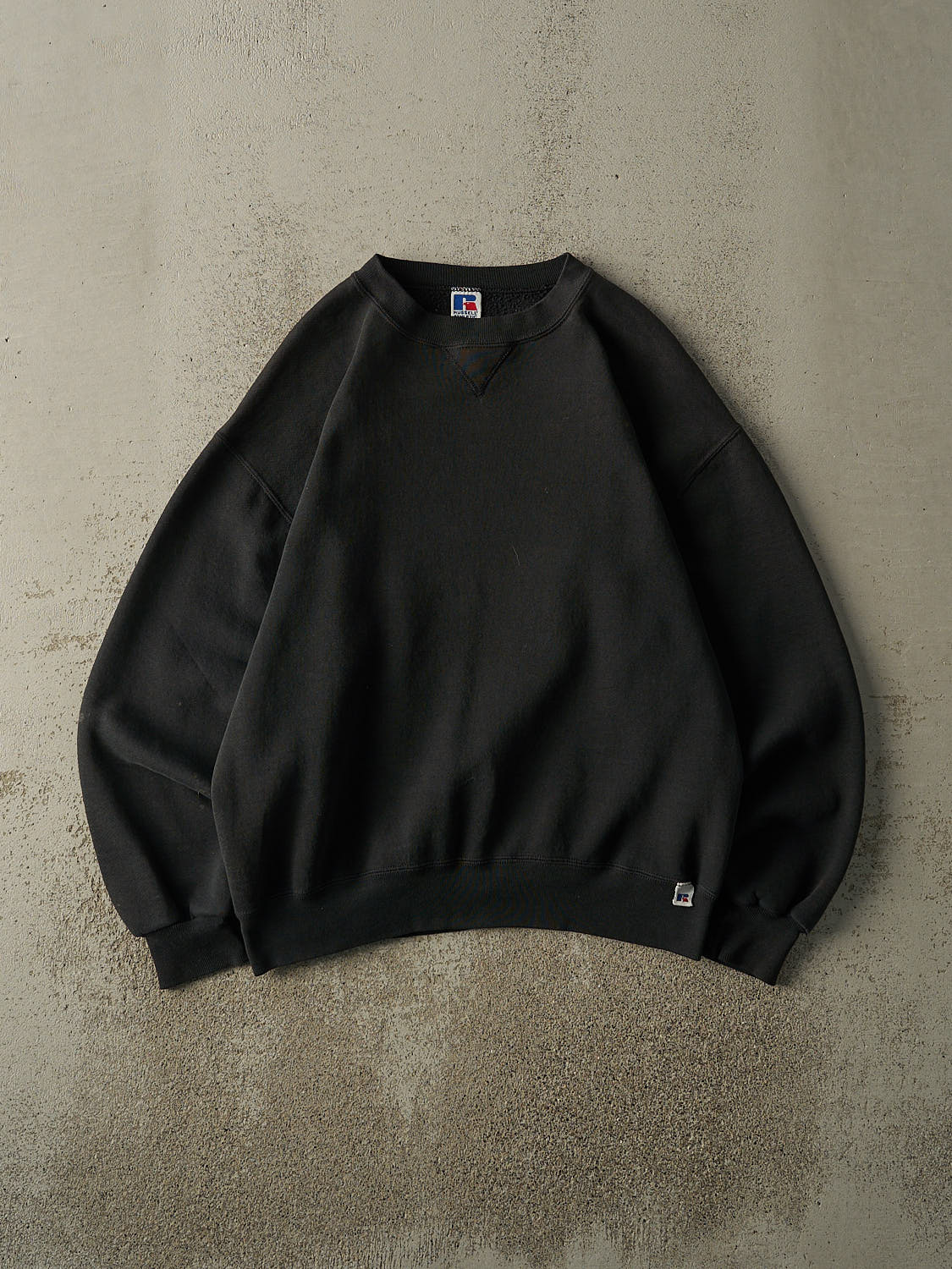 Vintage 90s Faded Black Russell Athletic Blank Crewneck (M/L)