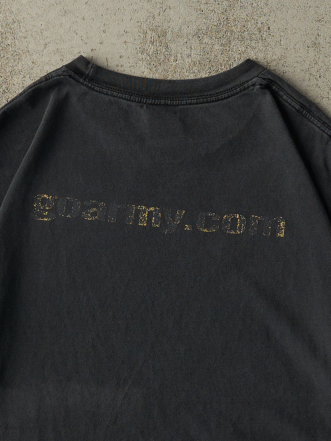 Vintage 90s Faded Black US Army Tee (L/XL) - Image 3