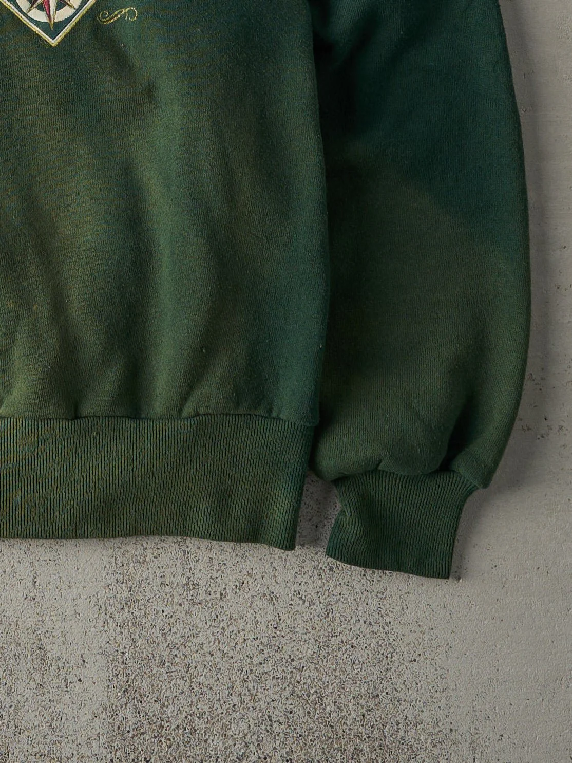 Vintage 90s Forest Green Clearwater Beach Crewneck (M) - Image 3