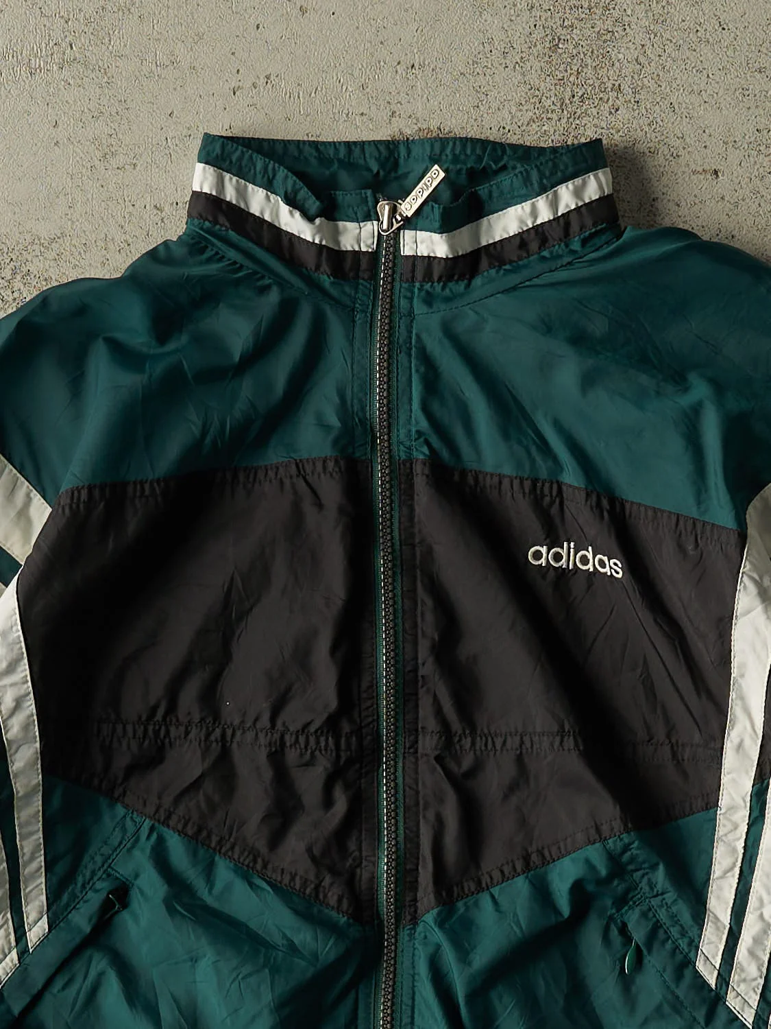 Vintage 90s Green Adidas Embroidered Windbreaker Jacket (XS/S) - Image 2
