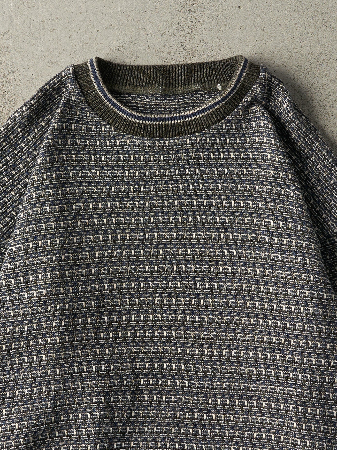 Vintage 90s Green & Blue Knit Pullover (L) - Image 2