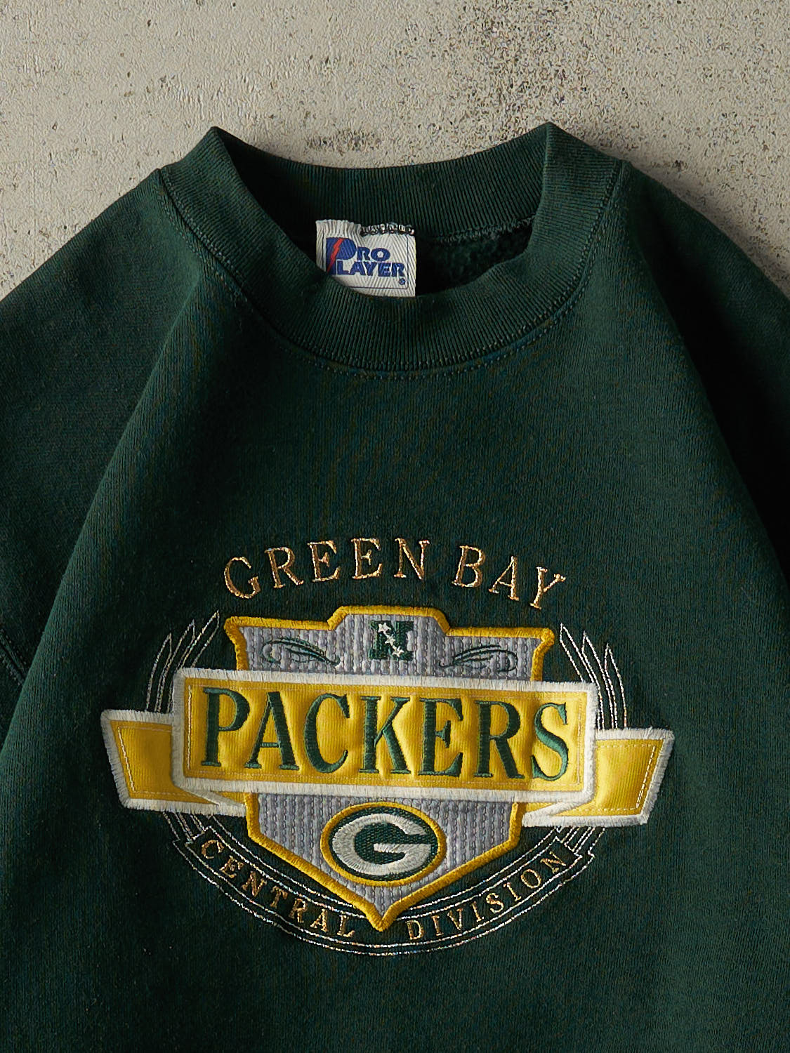 Vintage 90s Green Green Bay Packers Embroidered Crewneck (S) - Image 2