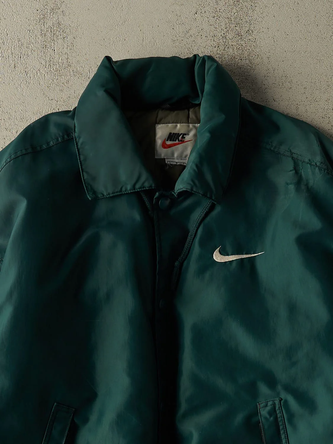 Vintage 90s Green Nike Embroidered Puffer Coach Jacket (XL/XXL) - Image 3