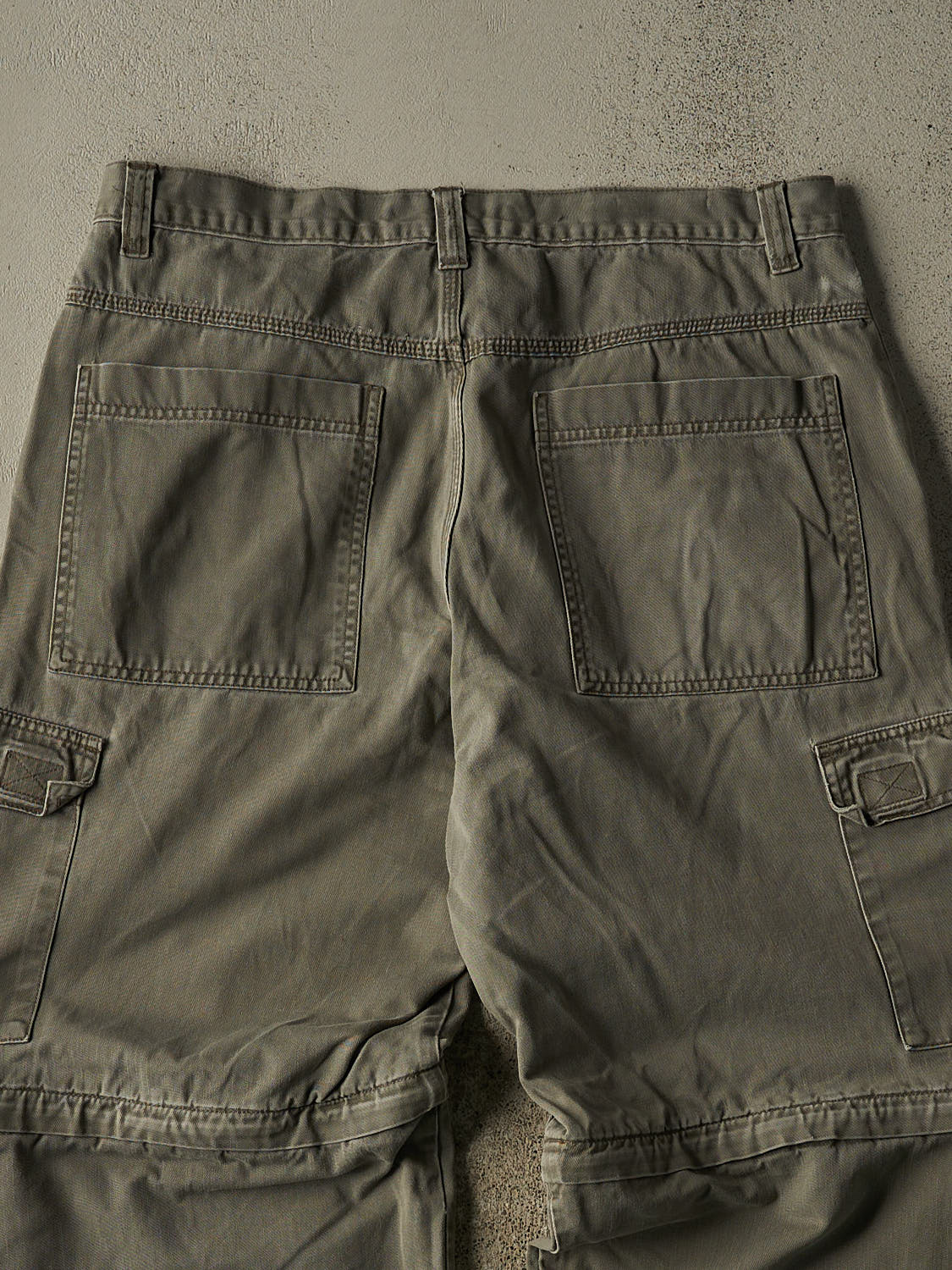 Vintage 90s Green Utility Zip Off Cargo Pants (34x29) - Image 4