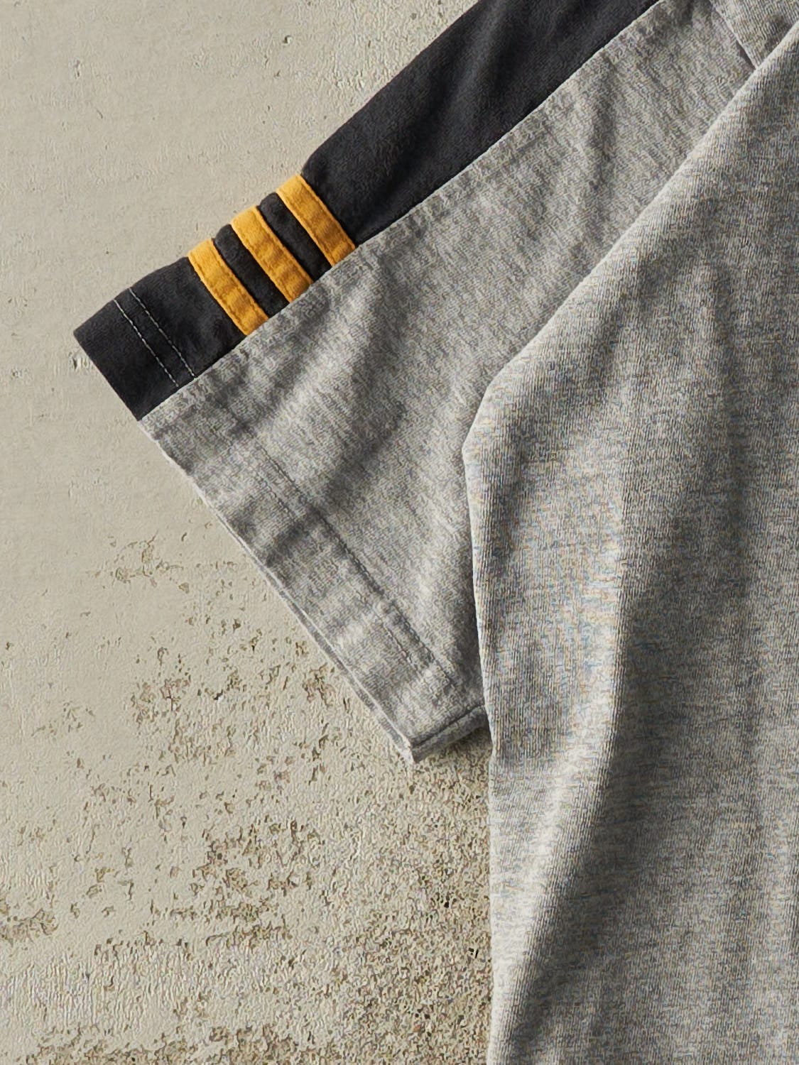 Vintage 90s Grey Adidas Embroidered Tee (S/M) - Image 3