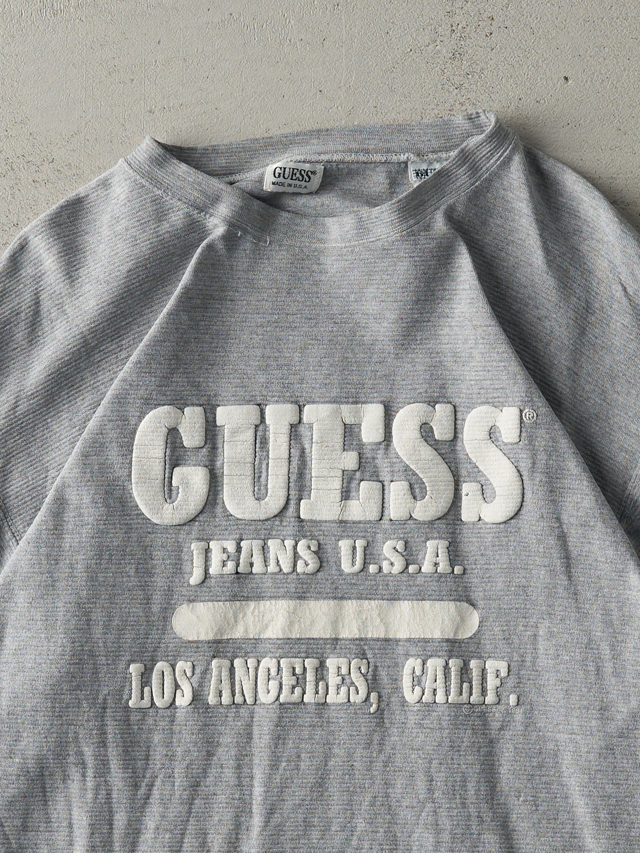 Vintage 90s Grey Guess Puff Print Textured Tee (M/L) - Image 2