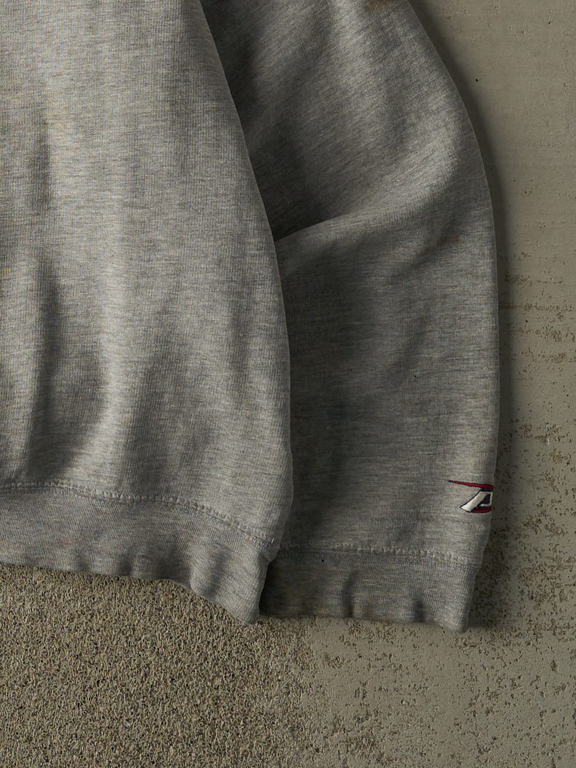 Vintage 90s Grey Michigan State University Embroidered Crewneck (XL) - Image 4