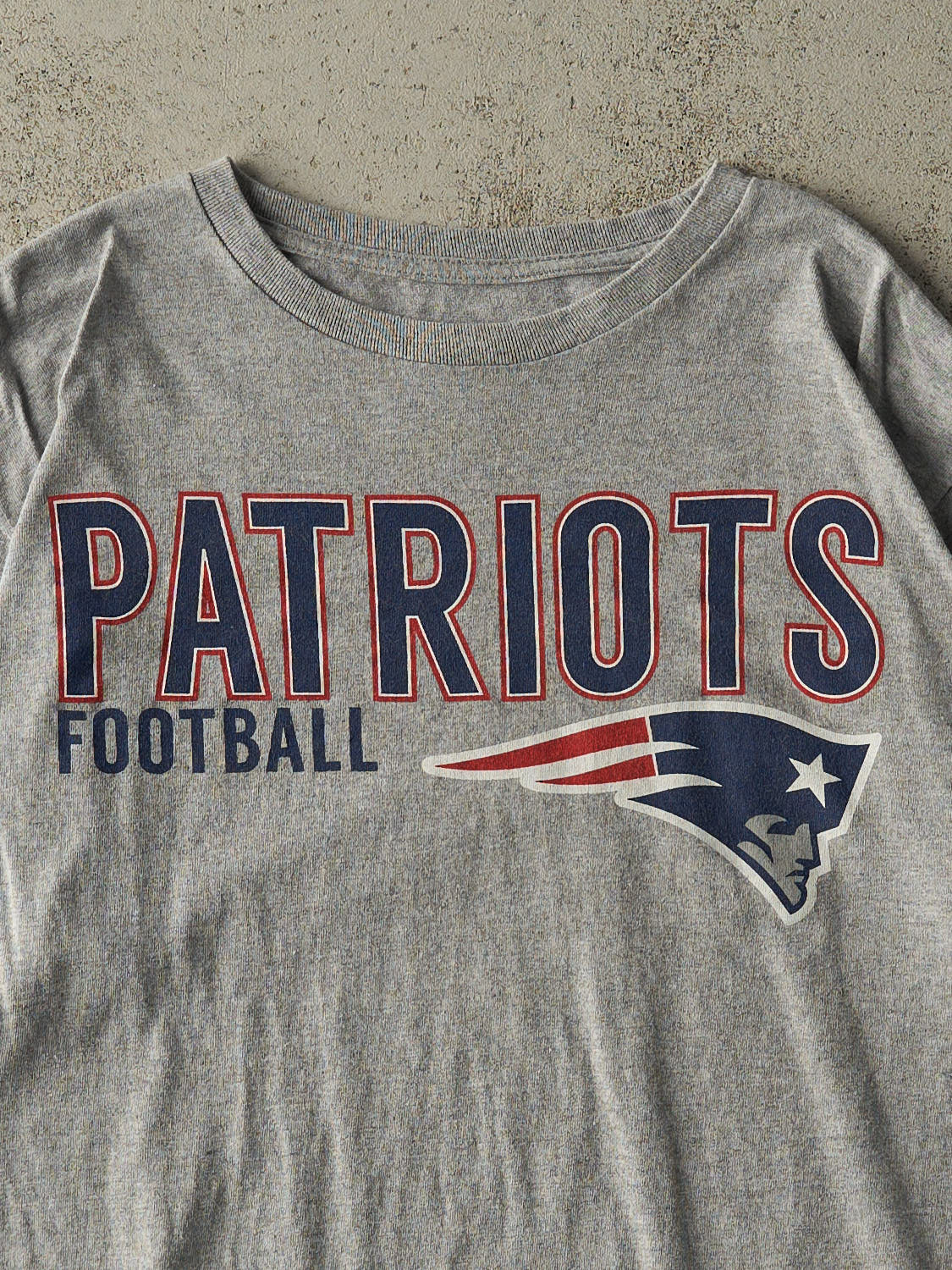 Vintage Y2K Grey New England Patriots Long Sleeve (XL/XXL) - Image 2