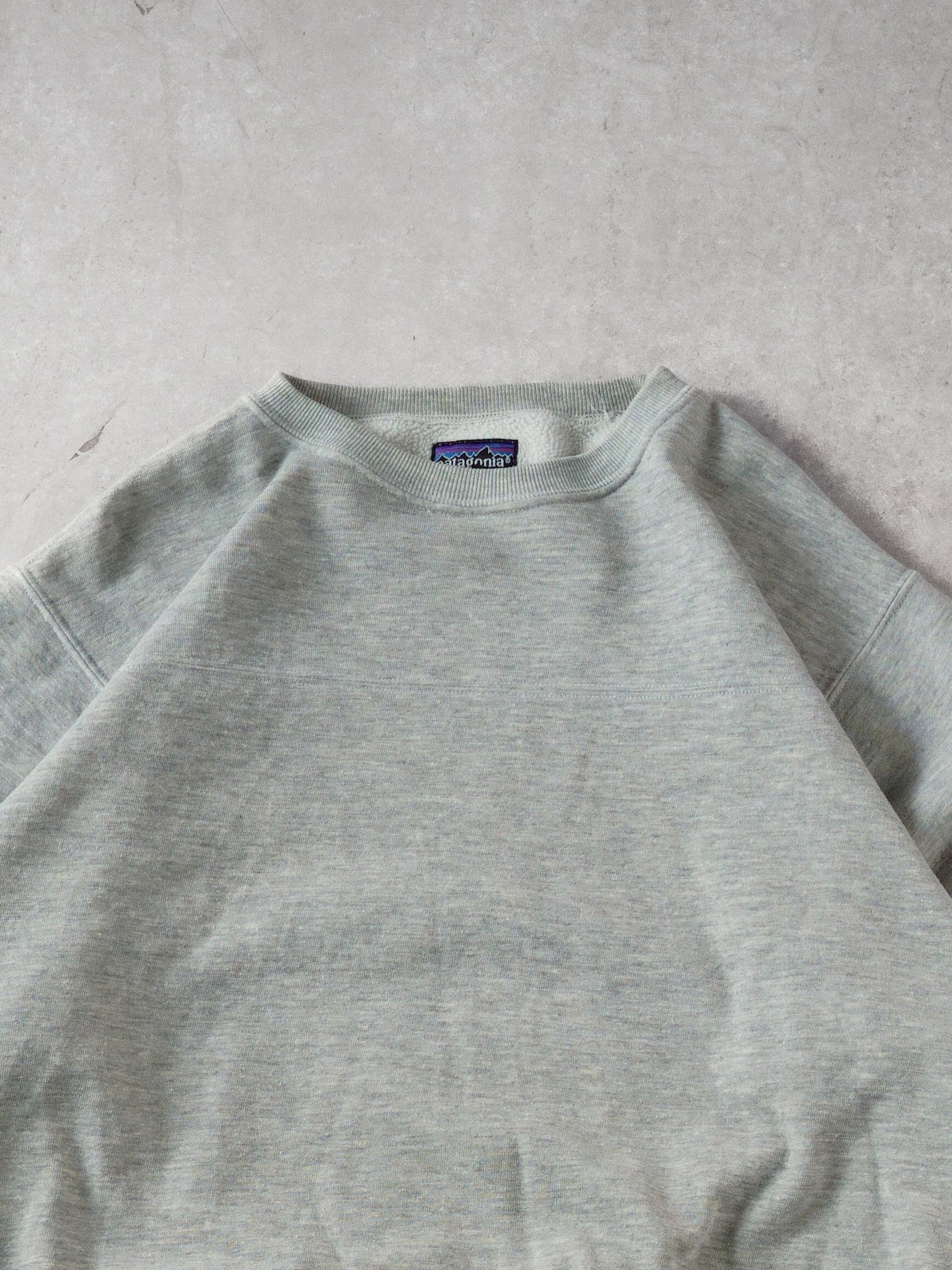 Vintage 90s Grey Patagonia Blank Crewneck (L) - Image 2