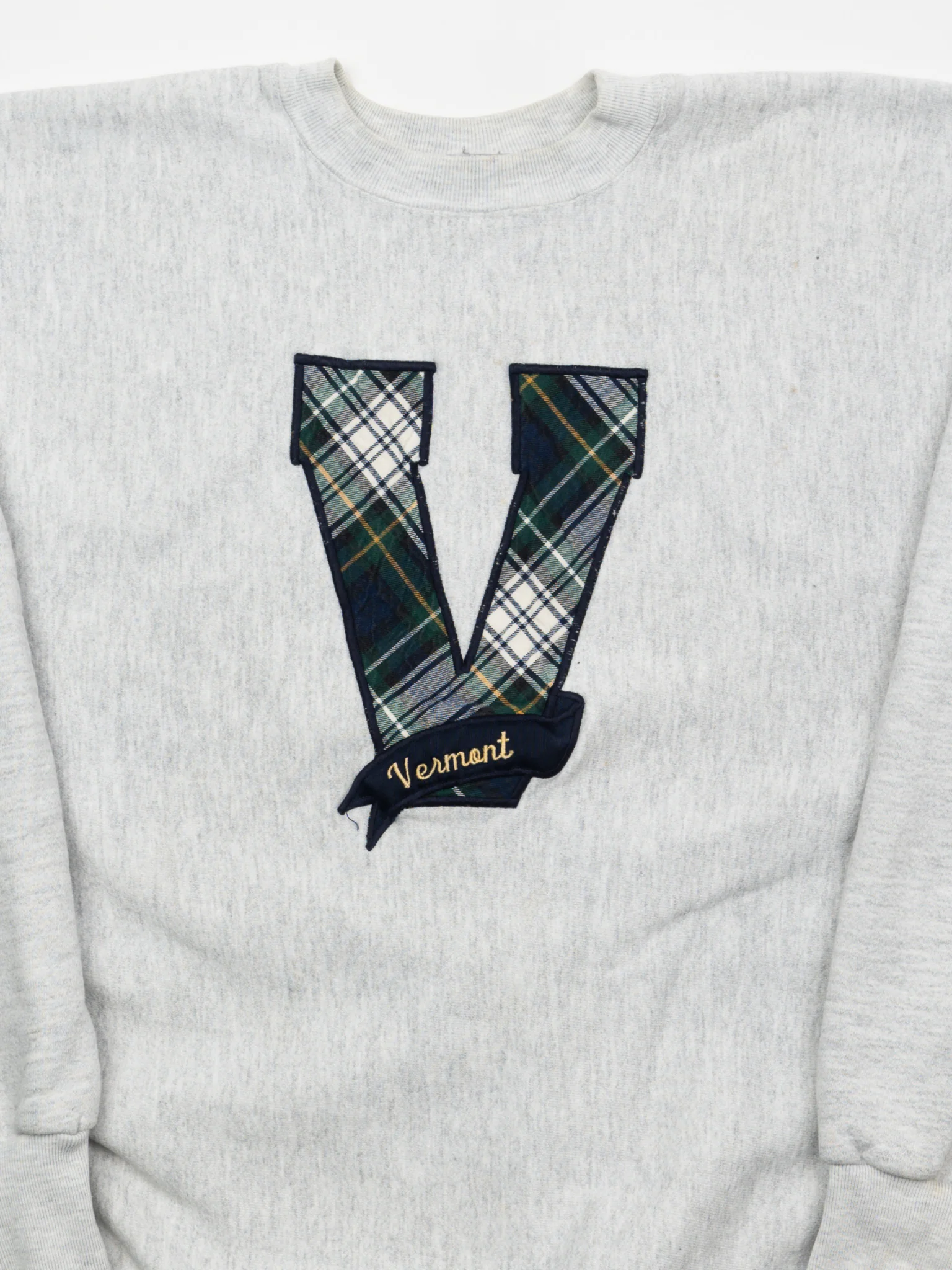 Vintage 90s Grey Plaid 'V' Vermont Crewneck (L) - Image 2