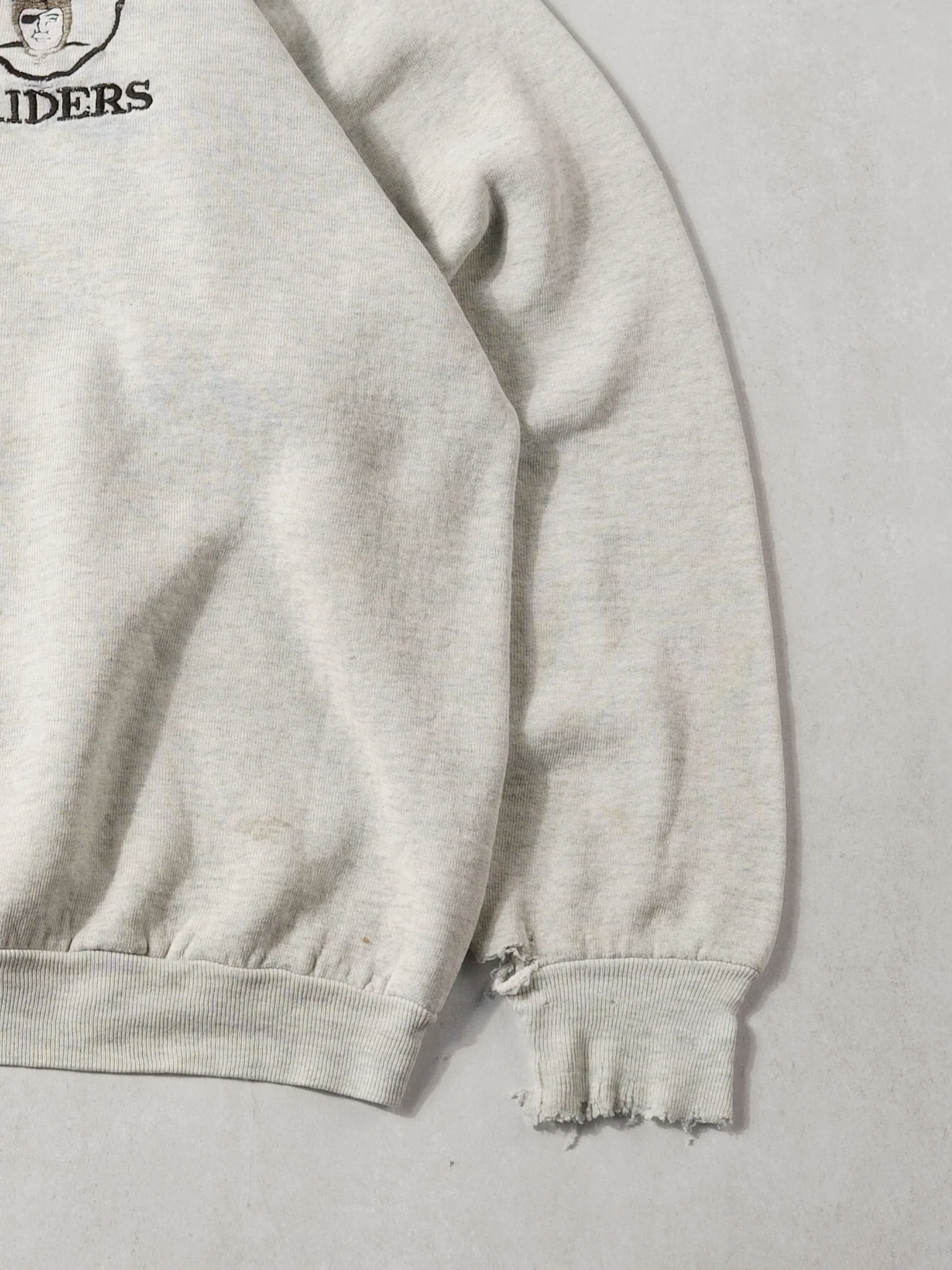 Vintage 90s Grey Raiders Crewneck (L) - Image 3
