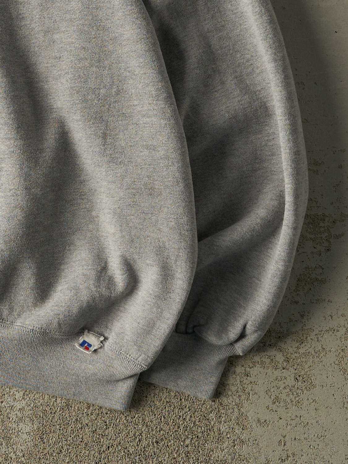 Vintage 90s Grey Russell Athletic Blank Crewneck (M/L) - Image 4
