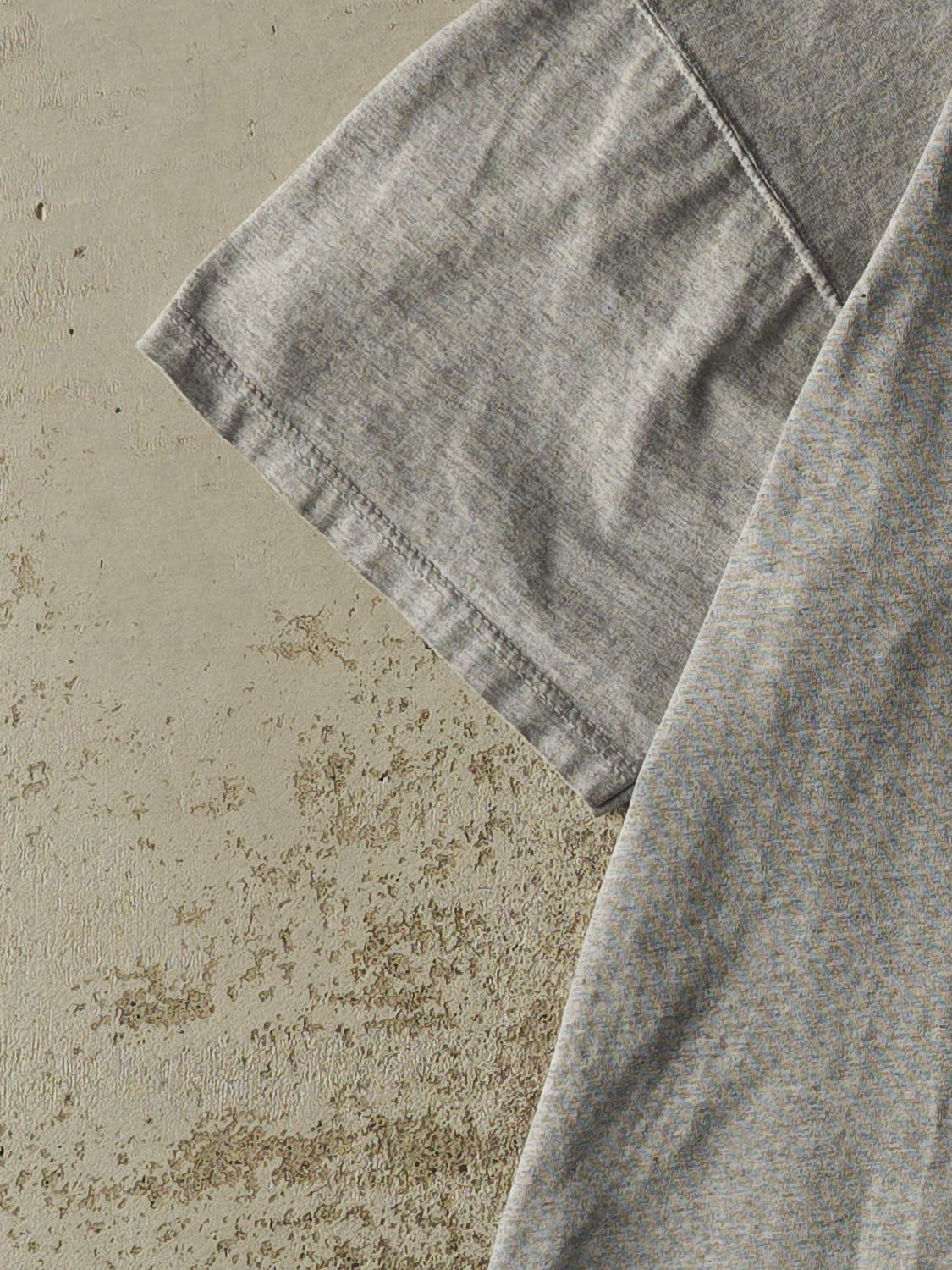 Vintage 90s Grey Russell Athletic Blank Pocket Tee (XXL) - Image 4
