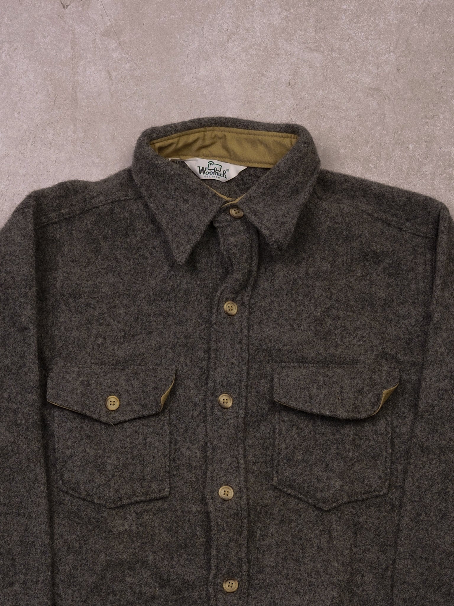 Vintage 90s Grey Woolrich Wool Collared Button Up (M/L) - Image 2