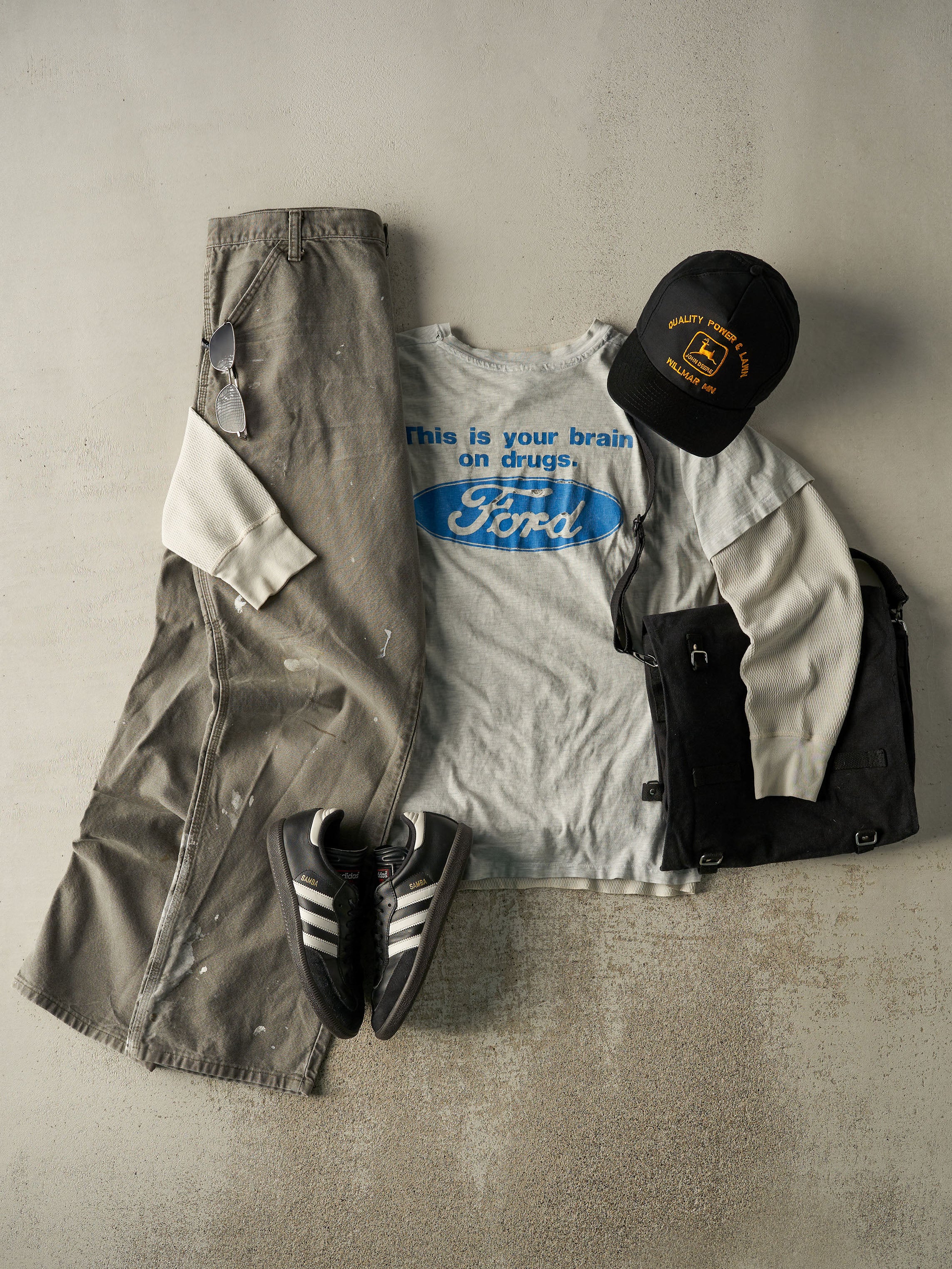 Vintage 90s Heather Grey Chevrolet vs Ford Slogan Single Stitch Tee (M/L)) - Image 2
