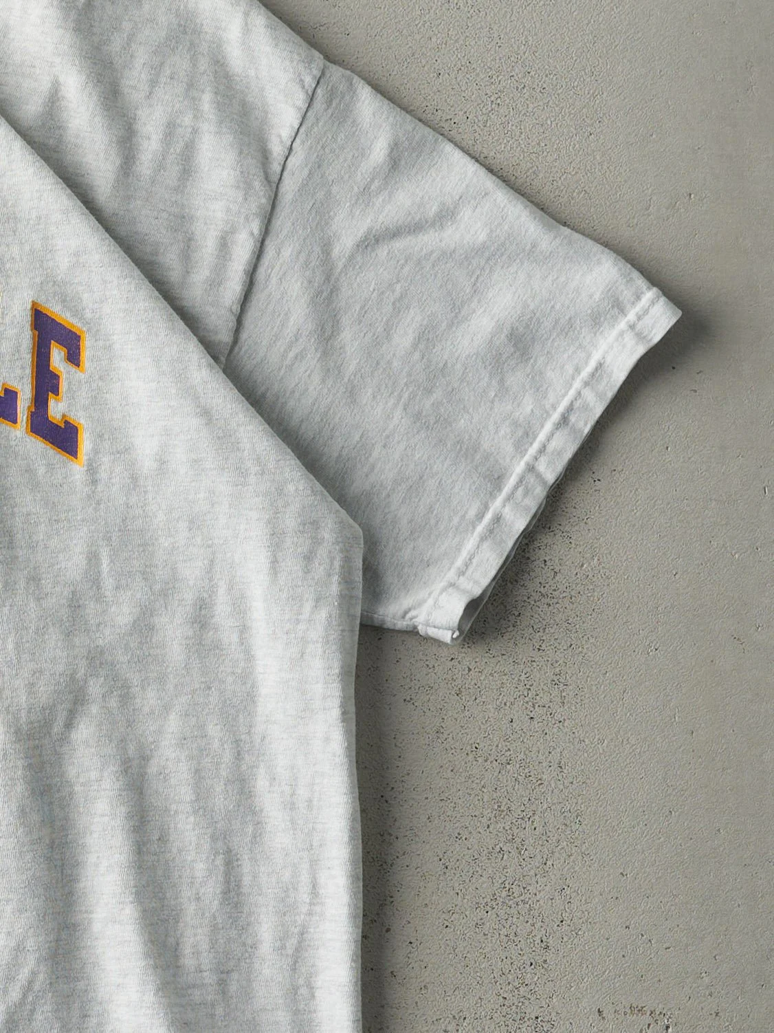 Vintage 90s Heather Grey De La Salle Academy Tee (M) - Image 3