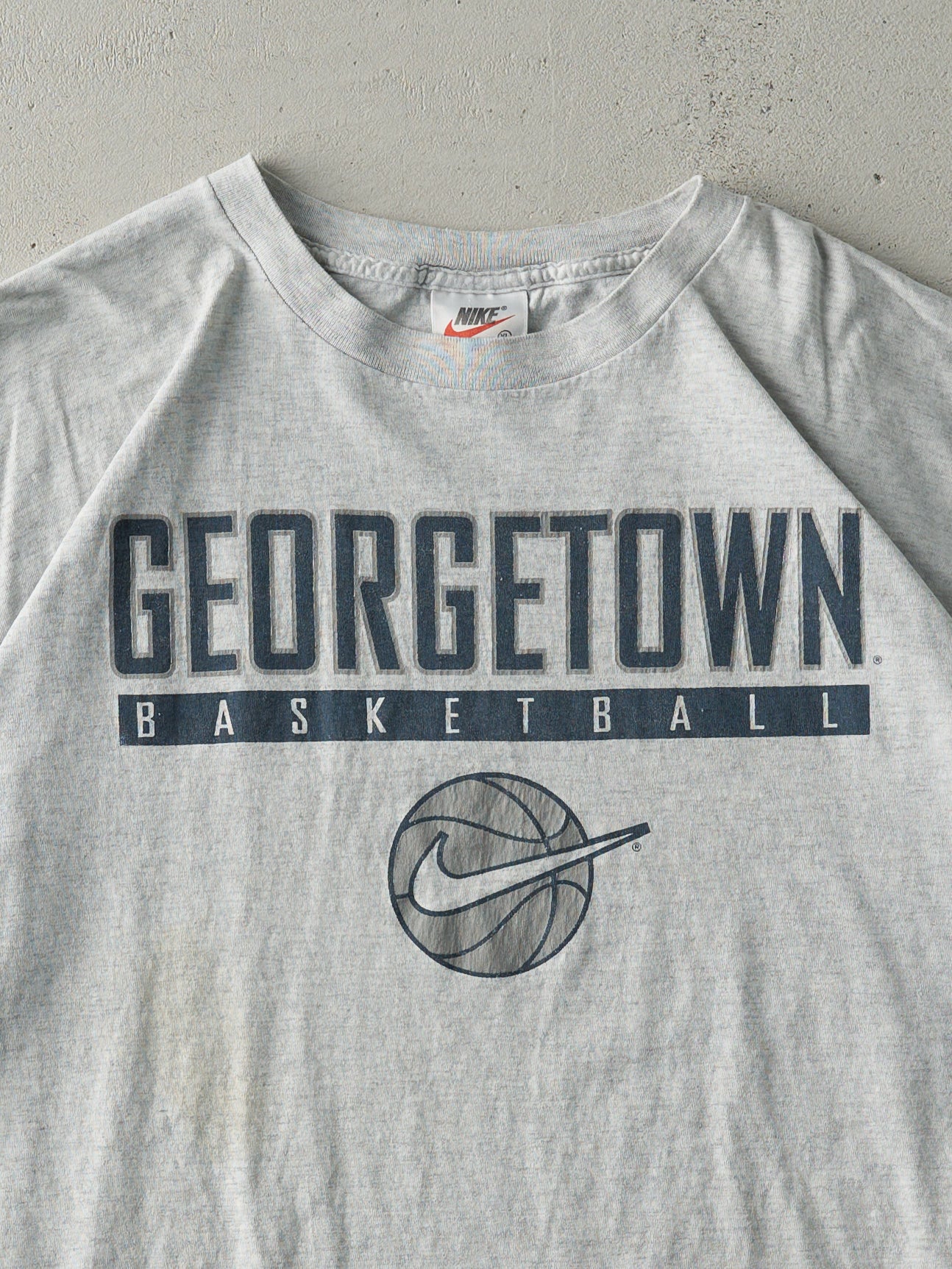 Vintage 90s Heather Grey Georgetown Basketball Nike Tee (L) - Image 3