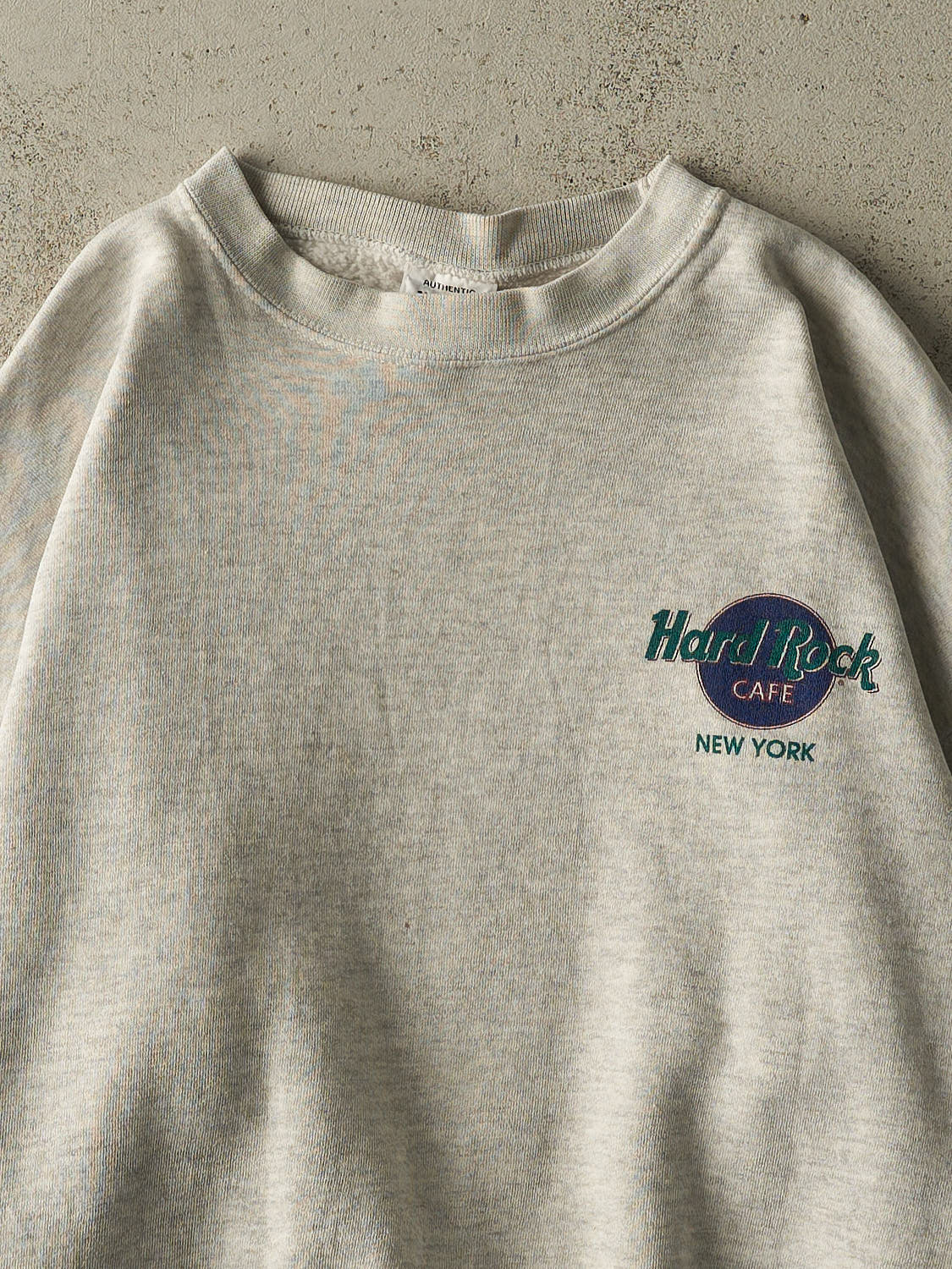 Vintage 90s Heather Grey Hard Rock Cafe New York Crewneck (XL/XXL) - Image 3