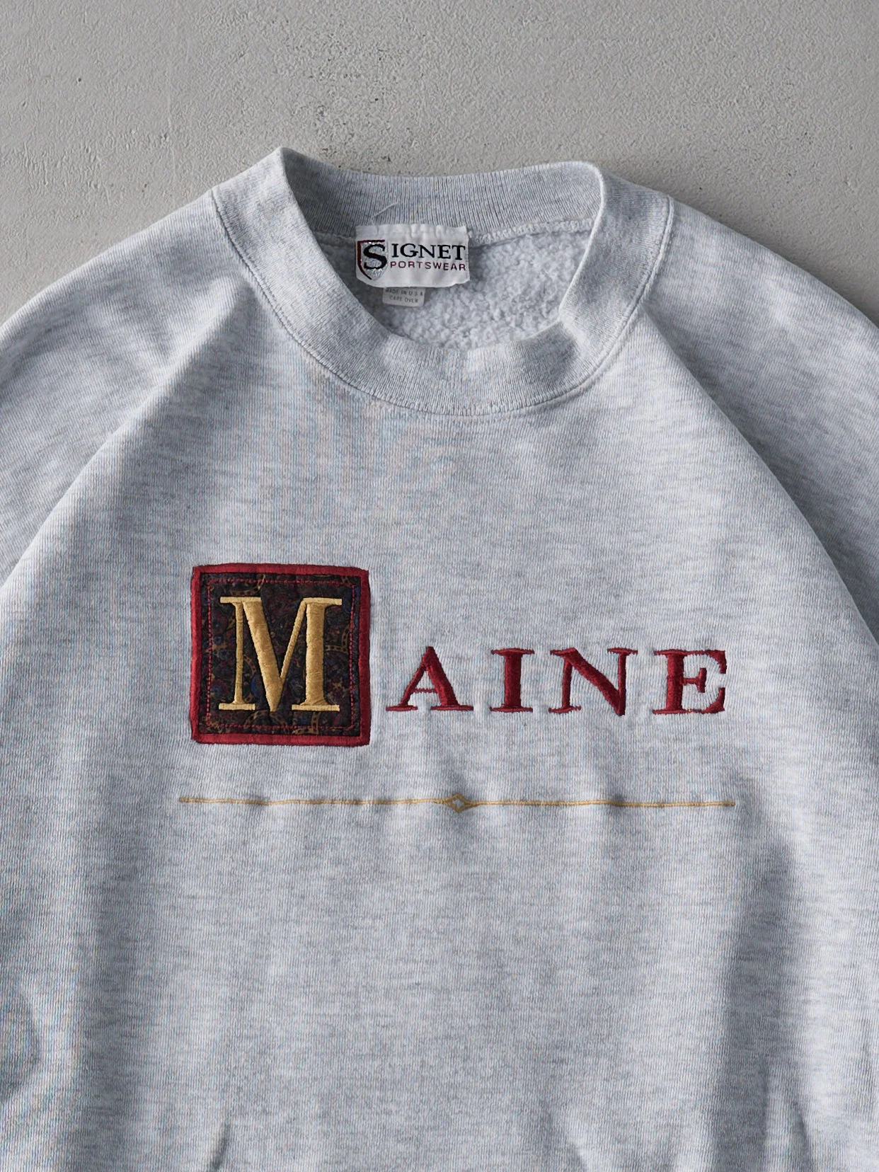 Vintage 90s Heather Grey Maine Embroidered Crewneck (L) - Image 2