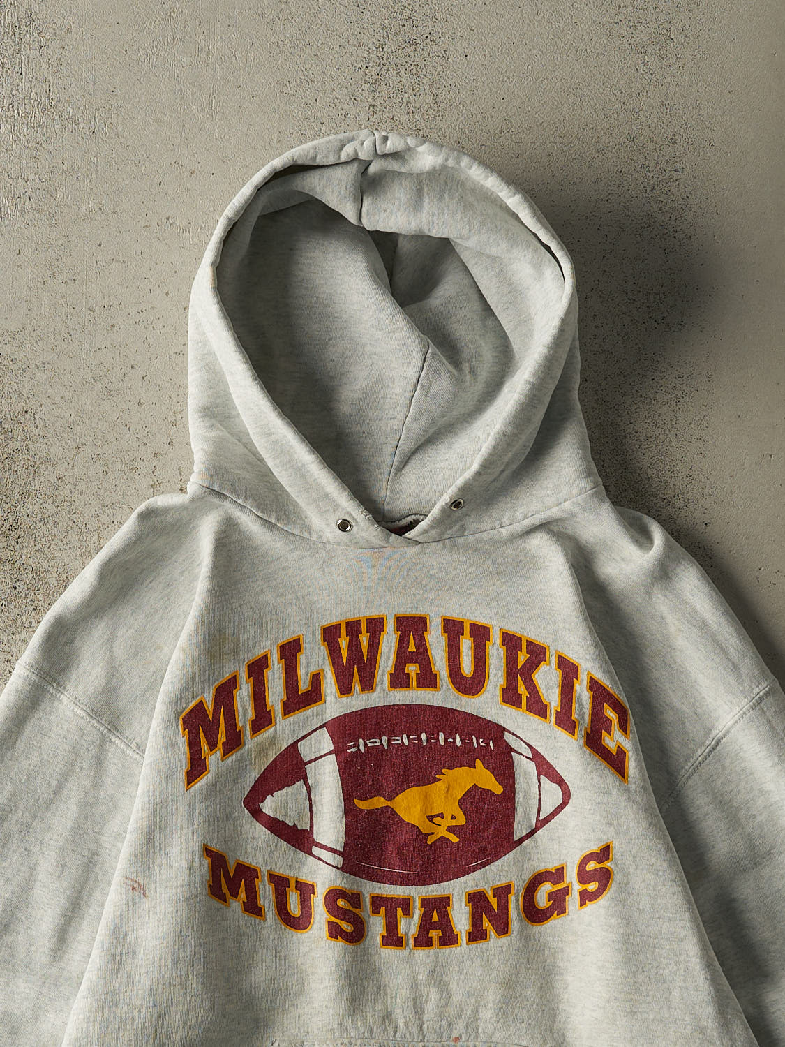 Vintage 90s Heather Grey Milwaukie Mustangs Hoodie (M) - Image 2