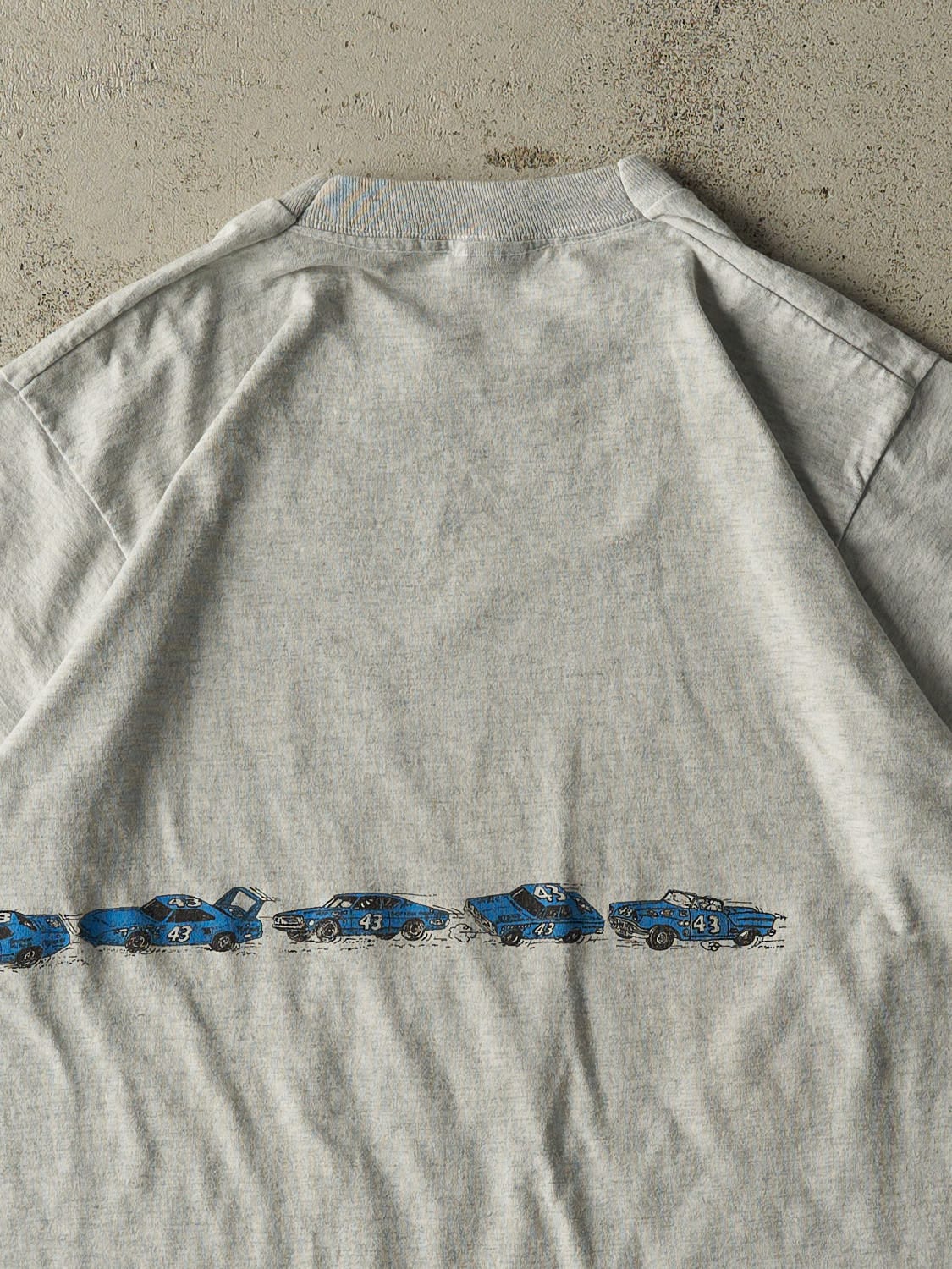 Vintage 90s Heather Grey Richard Petty Nascar Tee (M) - Image 4