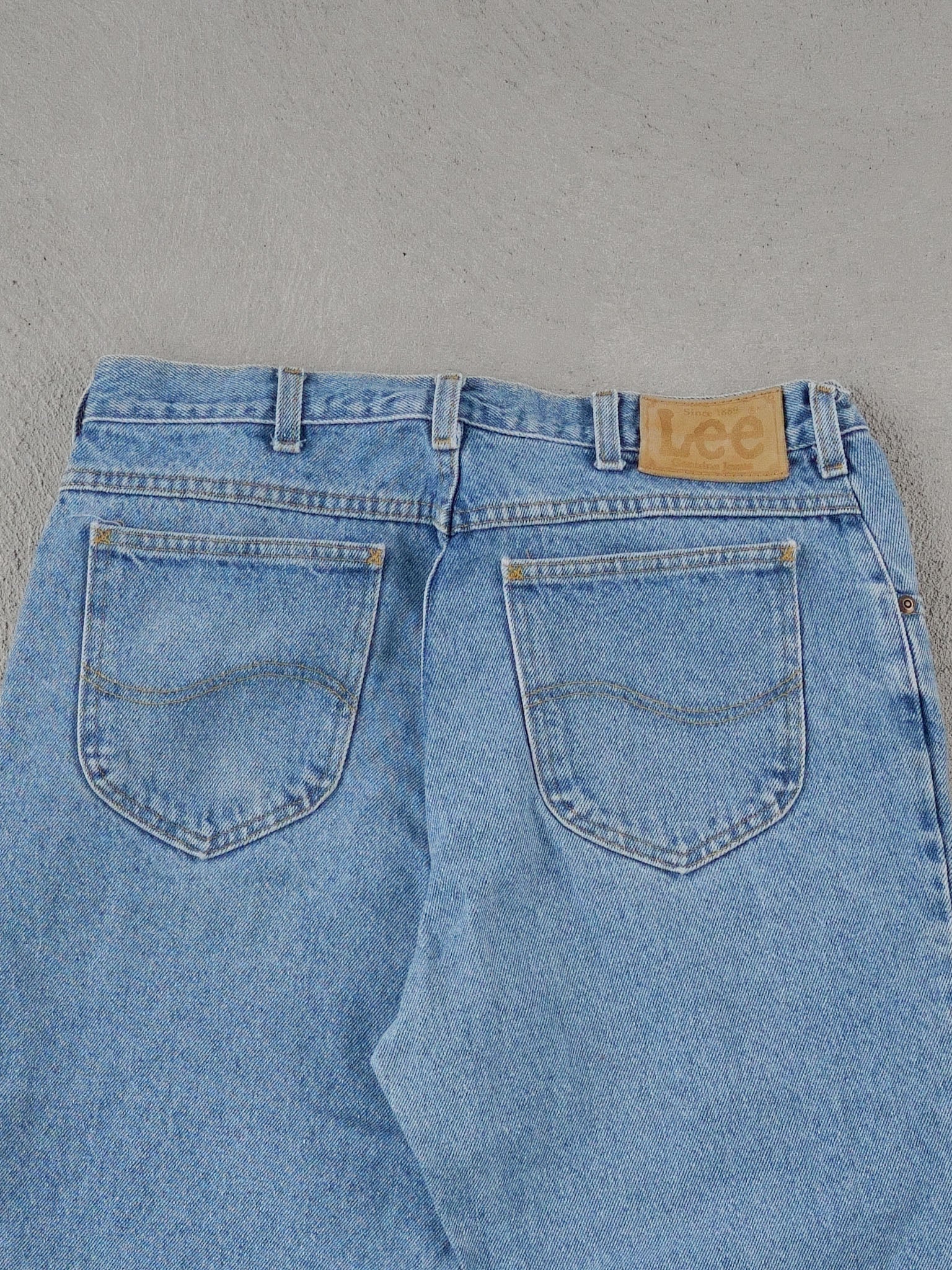 Vintage 90s Light Blue Lees Denim Jeans (32x31) - Image 4