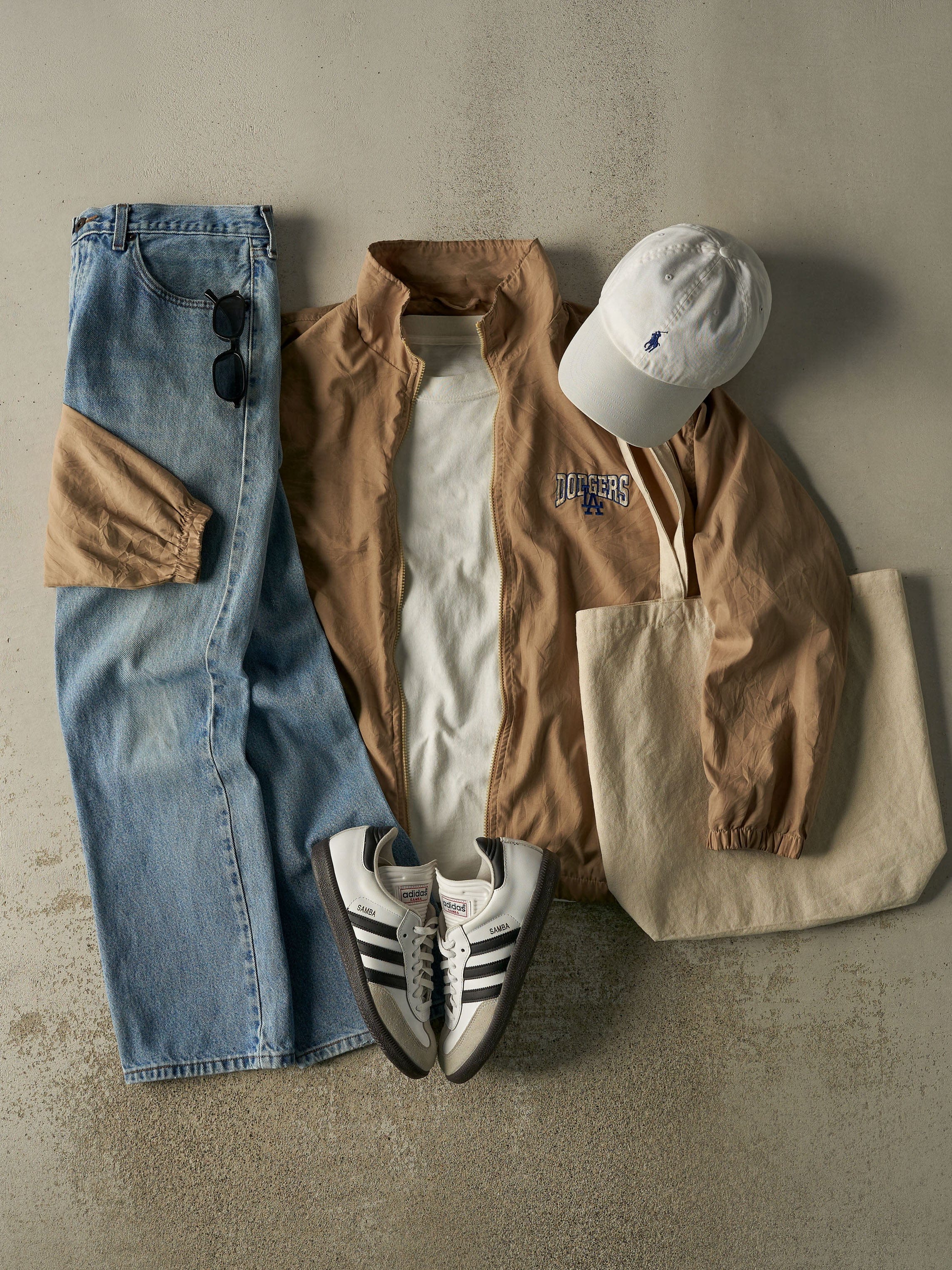 Vintage 90s Light Wash Denizen from Levi's Jeans (33x30) - Image 2