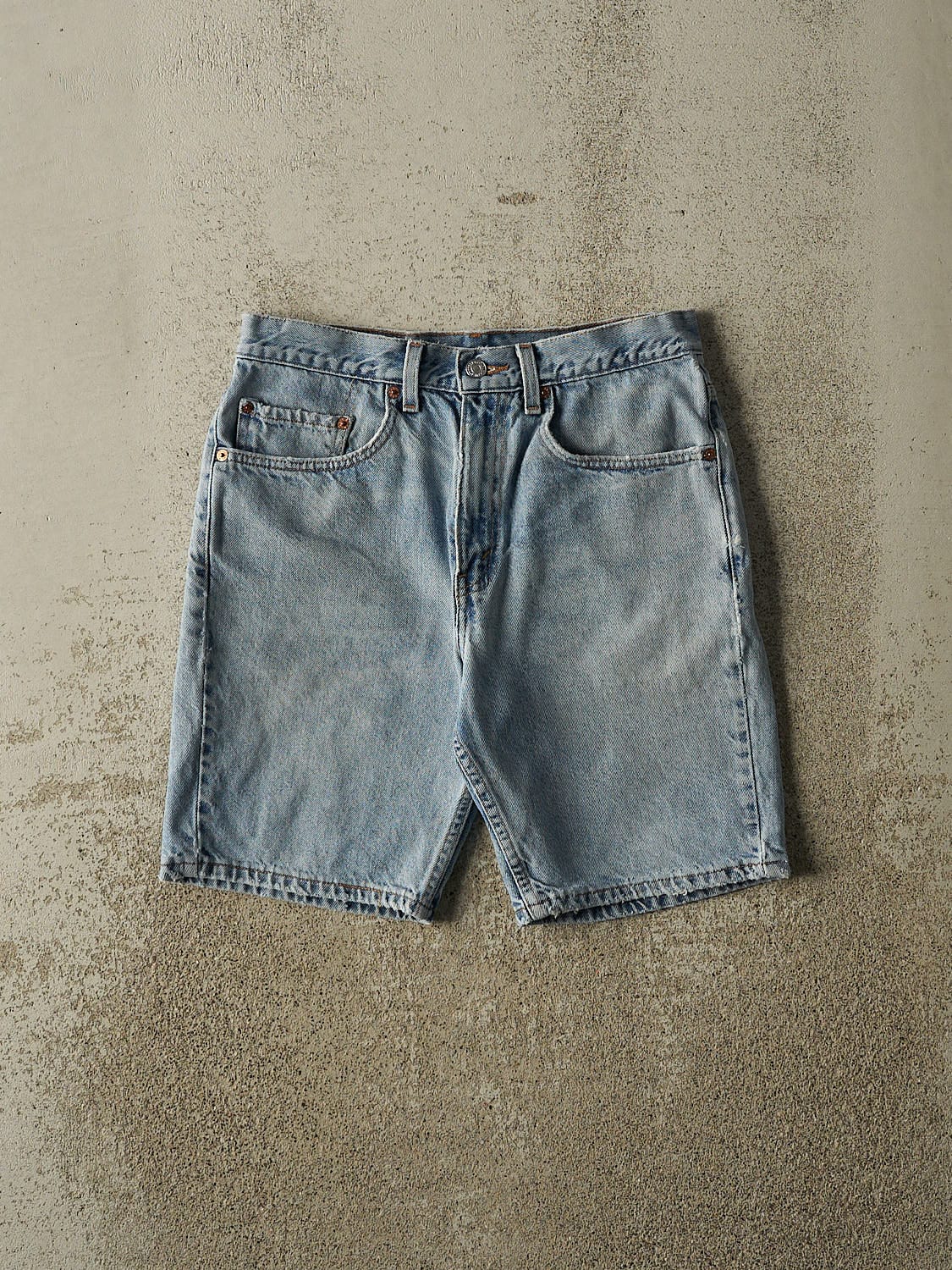 Vintage 90s Light Wash Levi's 505 Jean Shorts (29x9)