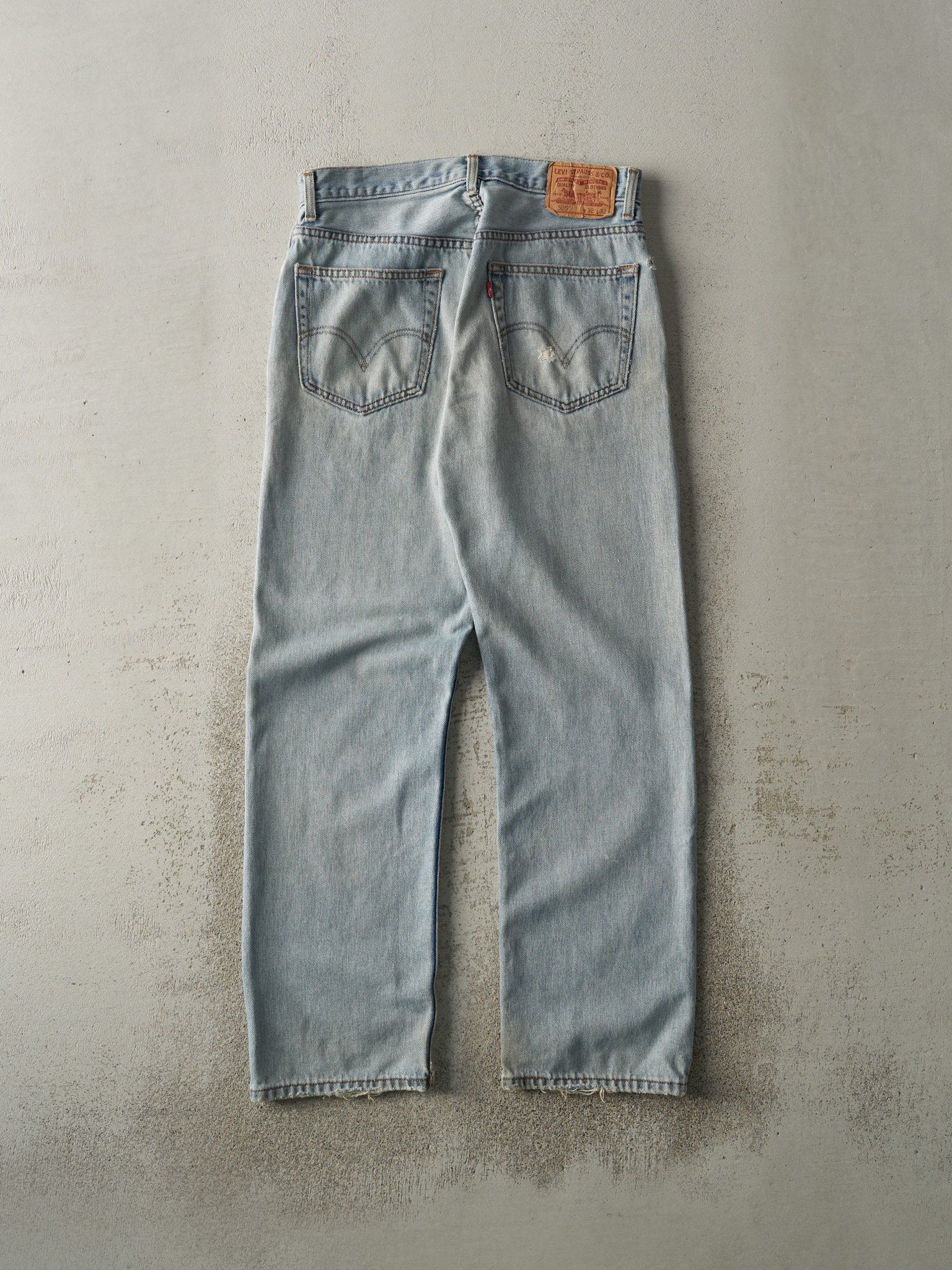 Vintage 90s Light Wash Levi's 505 Jeans (31x30) - Image 2