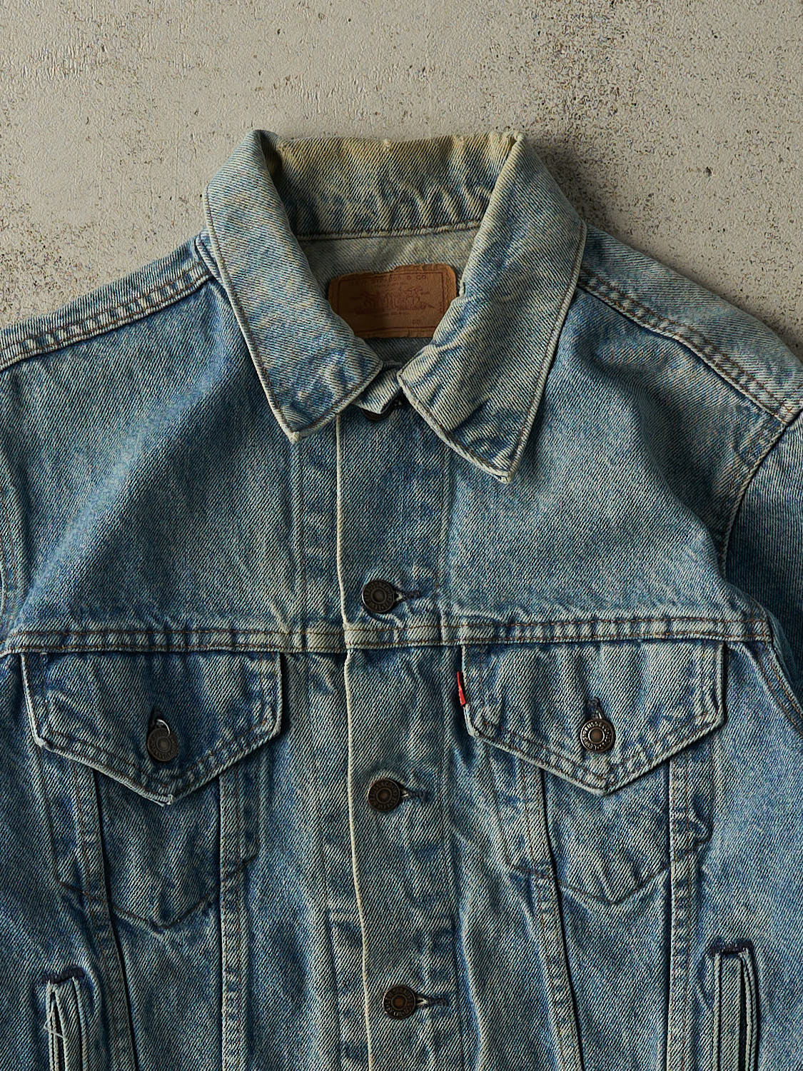 Vintage 90s Light Wash Levi's Denim Jacket (S) - Image 3