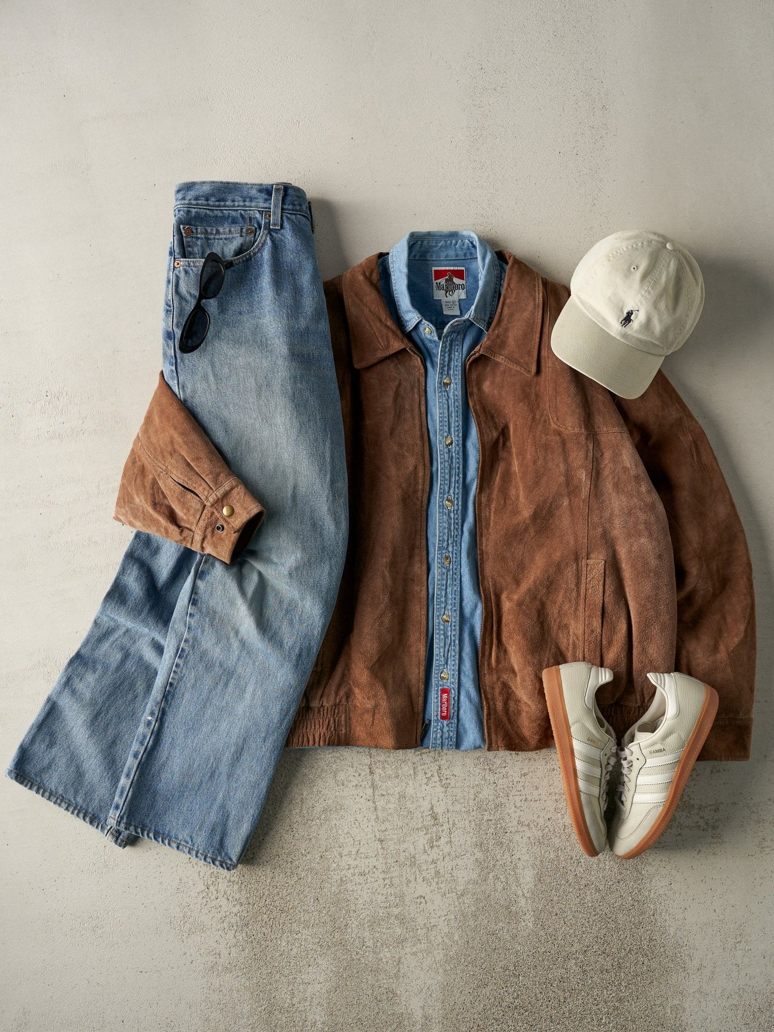 Vintage 90s Light Wash Marlboro Denim Button Up (L) - Image 2