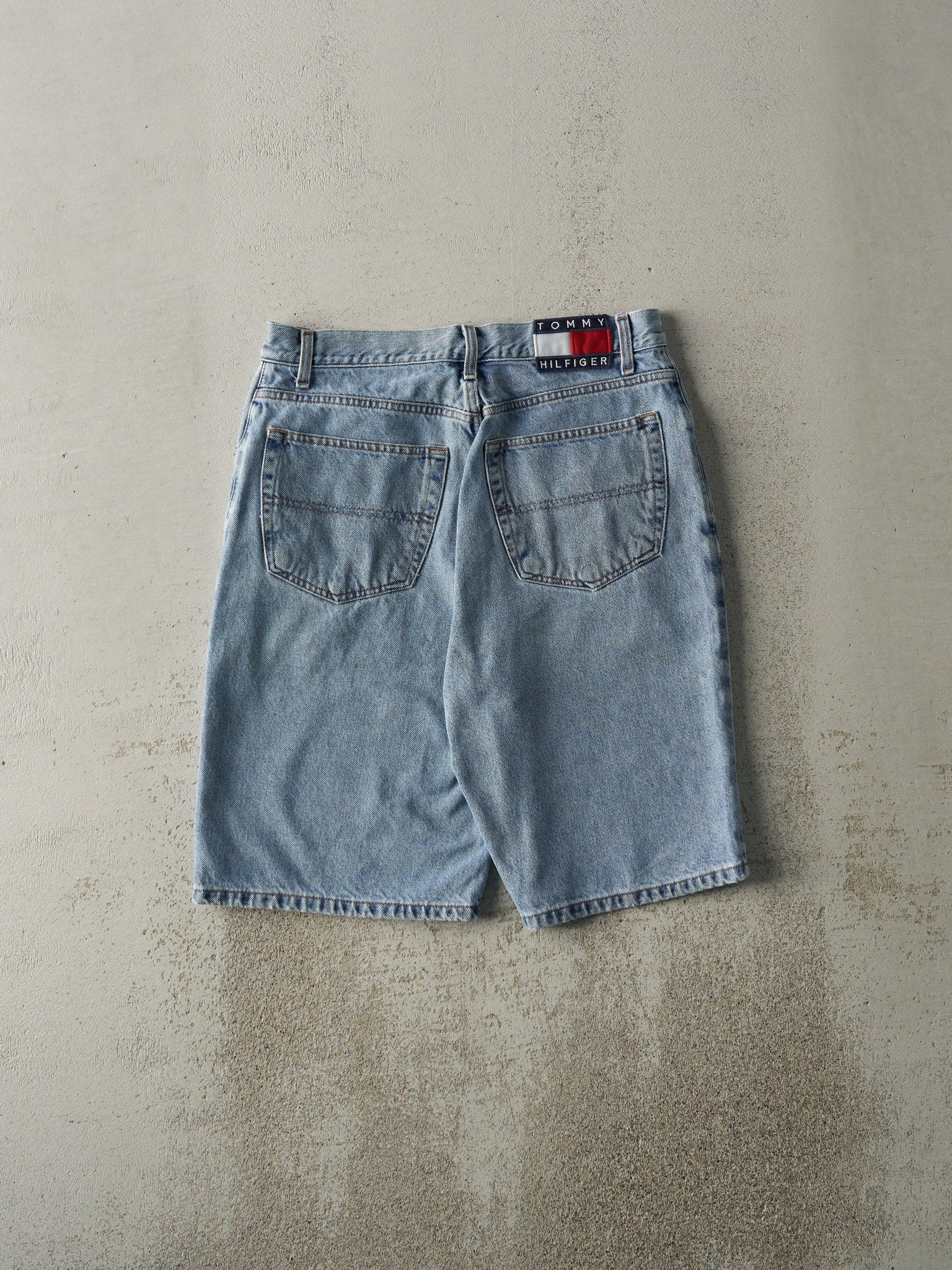 Vintage 90s Light Wash Tommy Hilfiger Jean Shorts (32x10.5) - Image 3