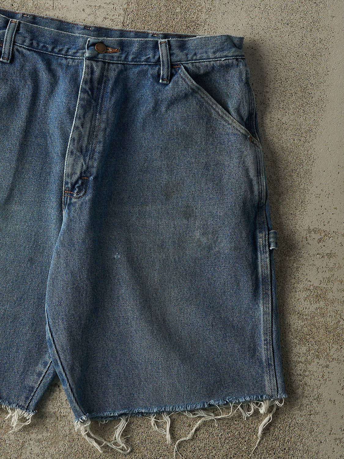 Vintage 90s Mid Wash Rustler Carpenter Cut Off Jean Shorts (35x10) - Image 4