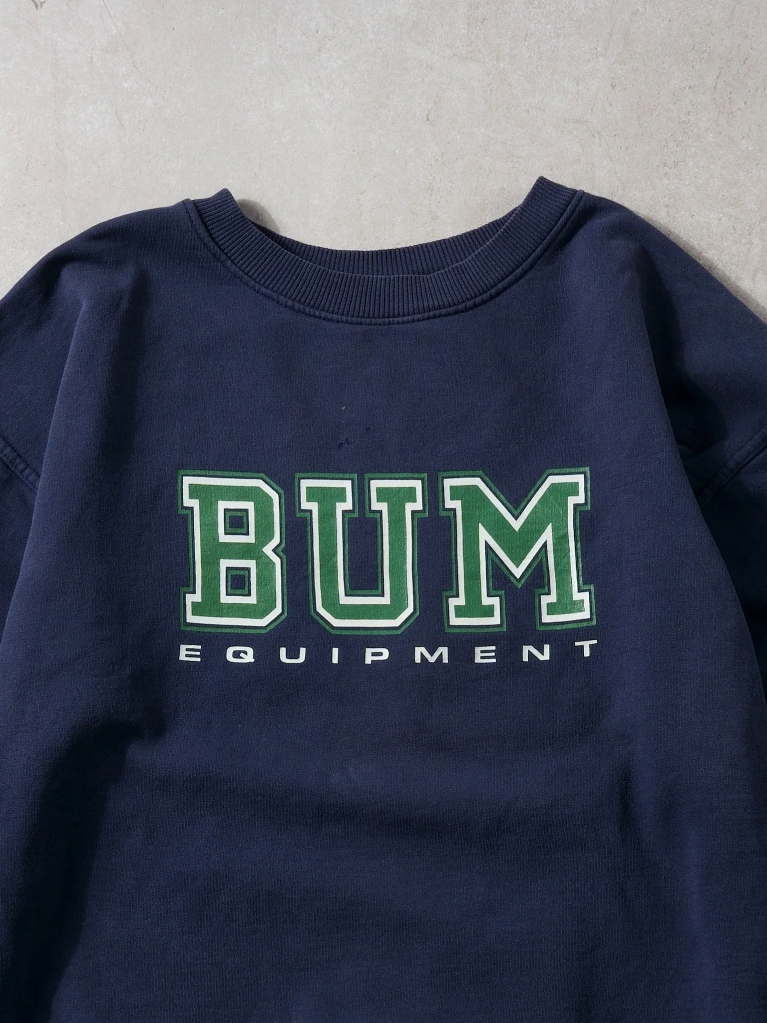 Vintage 90s Navy Blue and Green Bum Equipment Crewneck (L) - Image 2