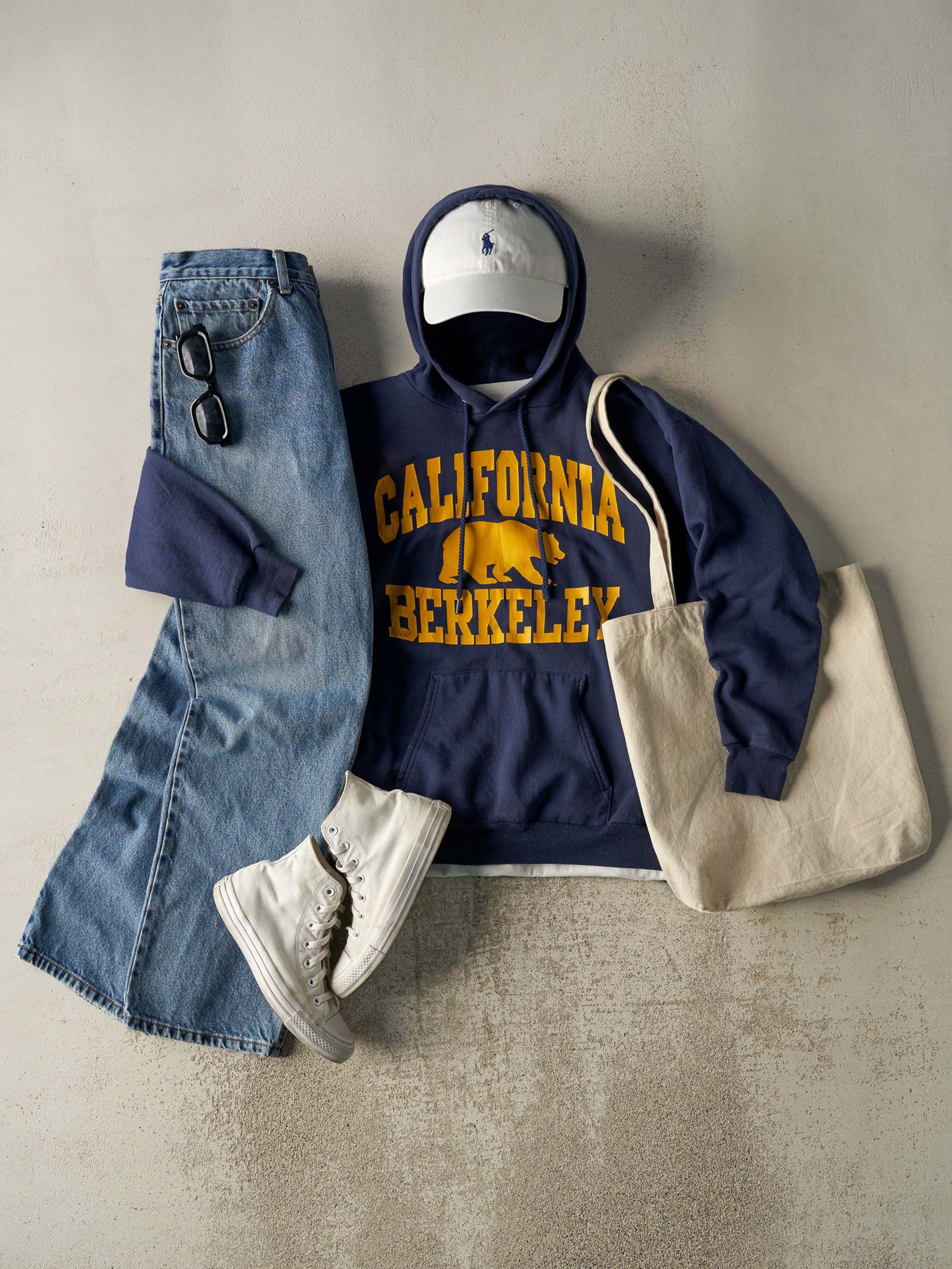 Vintage 90s Navy Blue Berkeley California Hoodie (S/M) - Image 2
