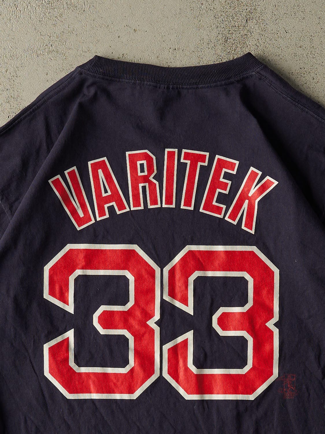 Vintage Y2K Navy Blue Boston Red Sox #33 Jason Varitek Player Tee (XL/XXL) - Image 4