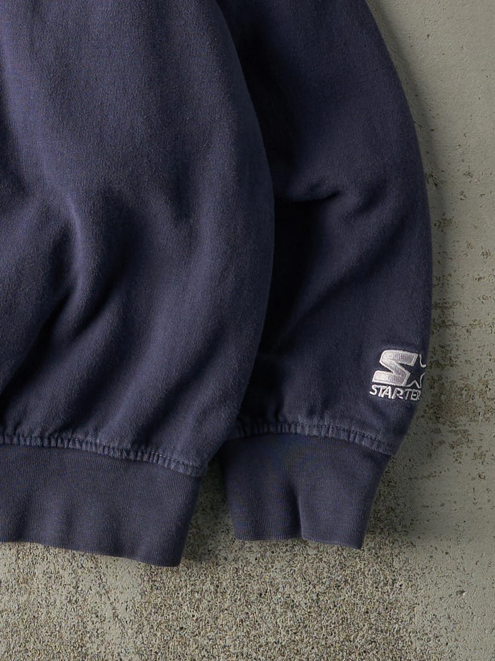 Vintage 90s Navy Blue Embroidered Dallas Cowboys Starter Crewneck (L) - Image 3