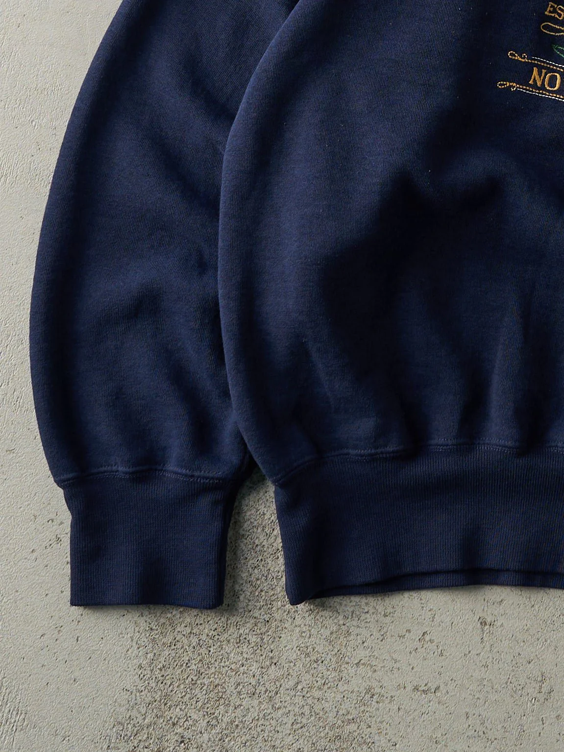 Vintage 90s Navy Blue Embroidered Notre Dame Fighting Irish Crewneck (L) - Image 3