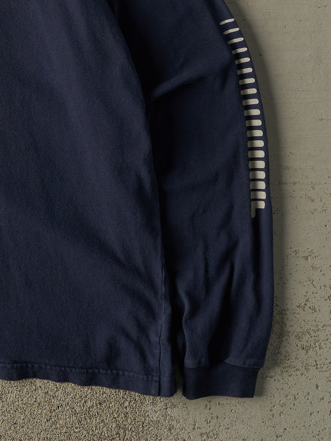 Vintage 90s Navy Blue Fila Long Sleeve (L/XL) - Image 3