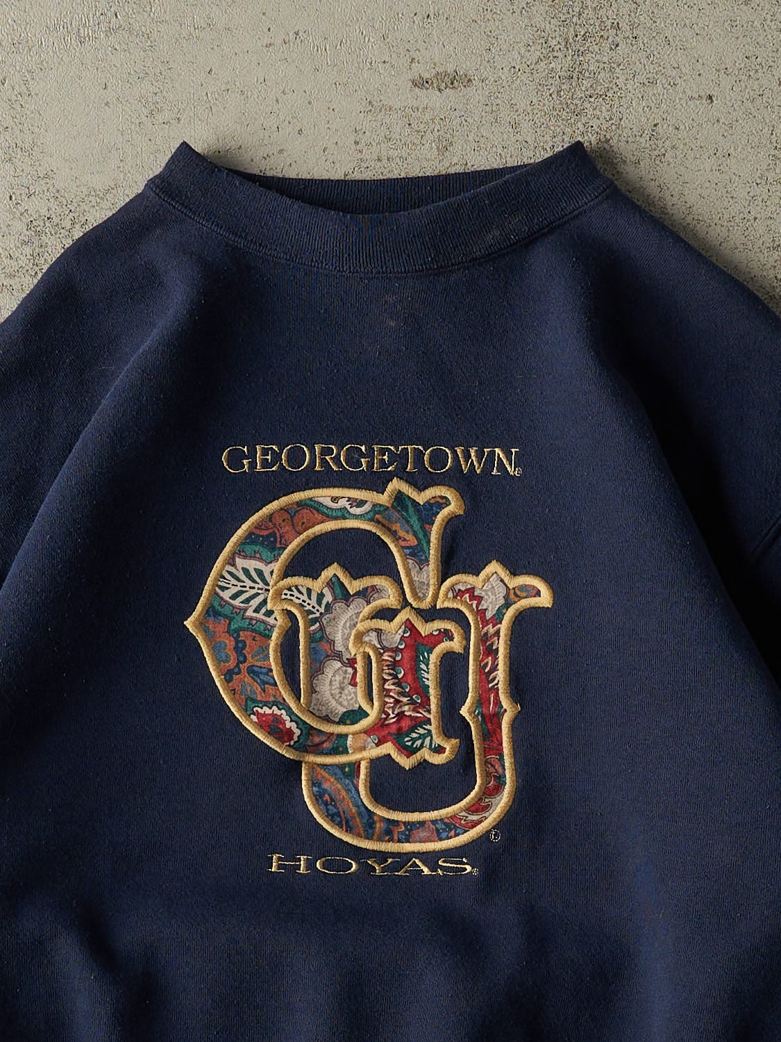 Vintage 90s Navy Blue Georgetown University Hoyas Embroidered Crewneck (M) - Image 2