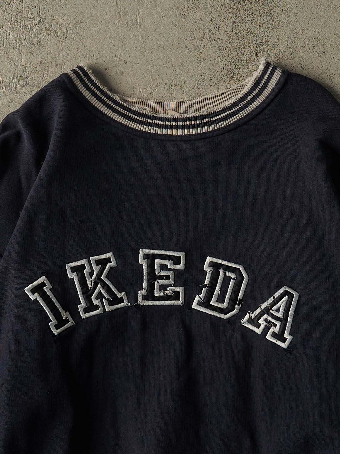 Vintage 90s Navy Blue Ikeda Crewneck (L/XL) - Image 2