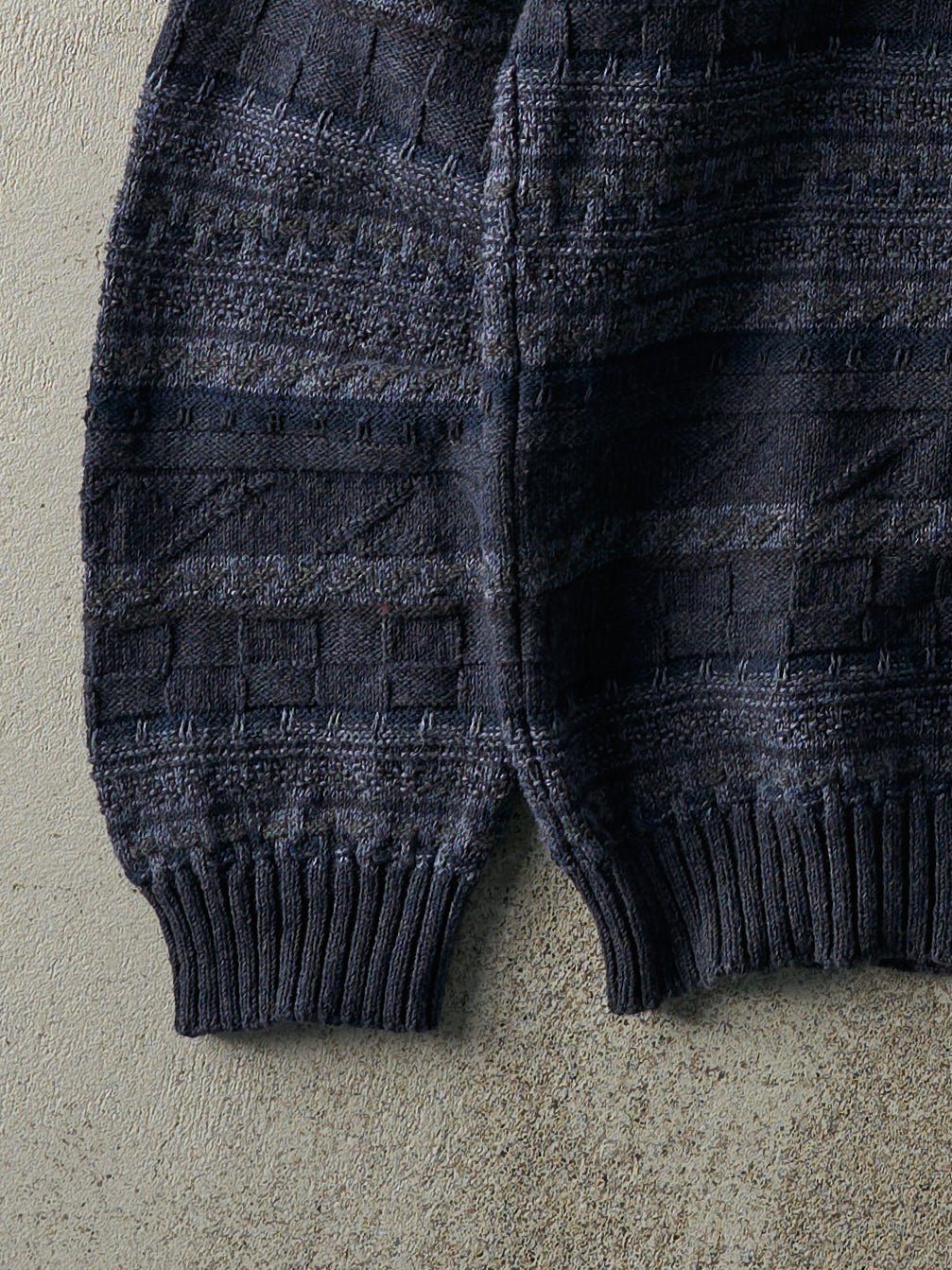Vintage 90s Navy Blue Knit Patterned Arnold Palmer Pullover (M) - Image 3