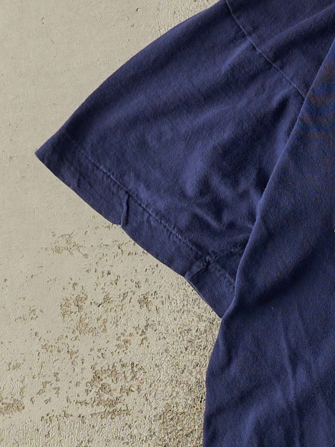 Vintage 90s Navy Blue Michelangelo Single Stitch Tee (XS/S) - Image 3