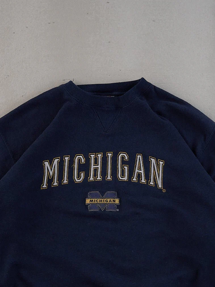 Vintage 90s Navy Blue Michigan State Embroidered Crewneck (L) - Image 3