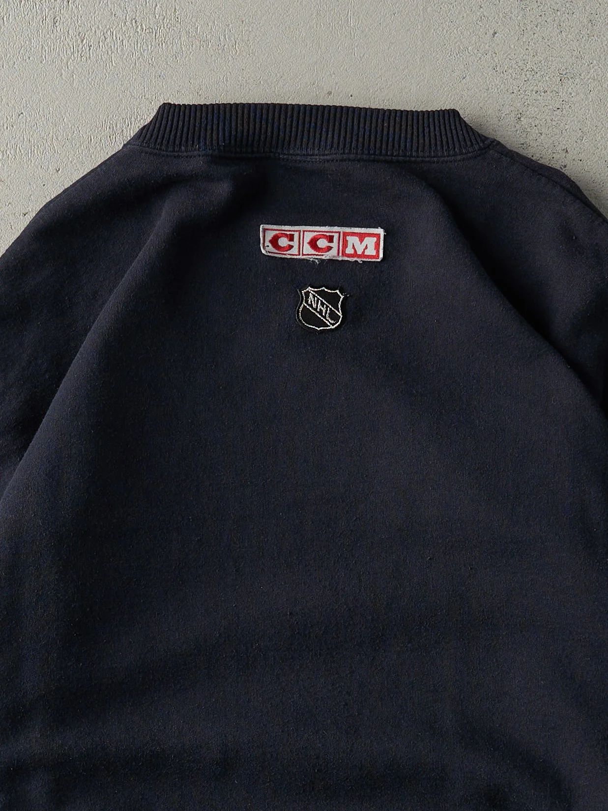 Vintage 90s Navy Blue Montreal Canadians Crewneck (L) - Image 5