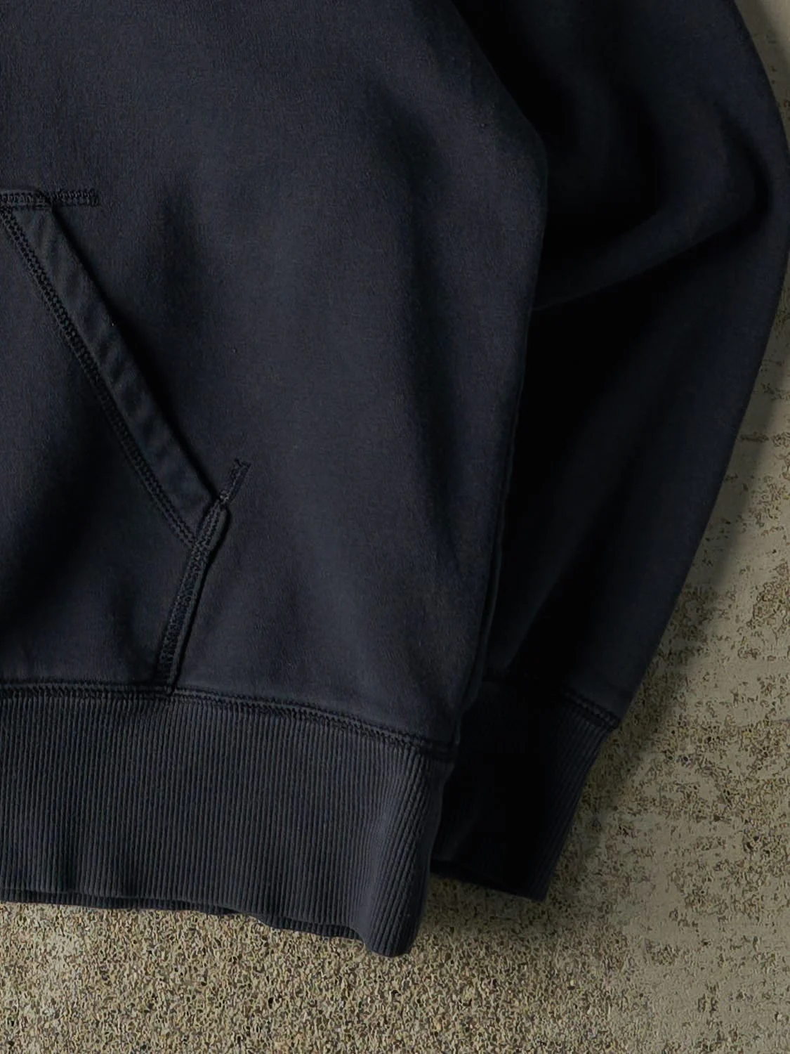 Vintage Y2K Navy Blue Nike Embroidered Hoodie (L/XL) - Image 5