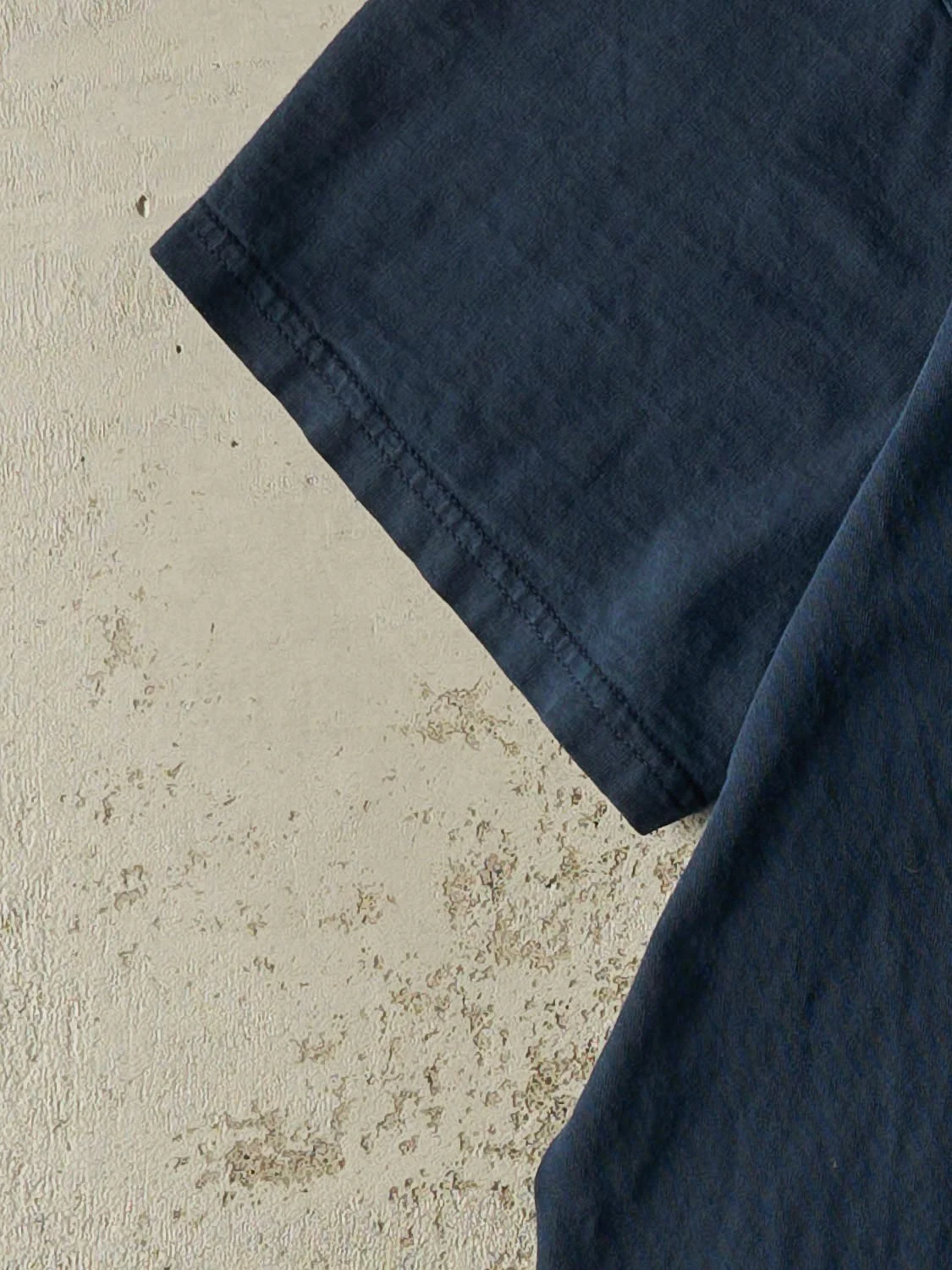 Vintage 90s Navy Blue Nike Swoosh Logo Tee (XL/XXL) - Image 4