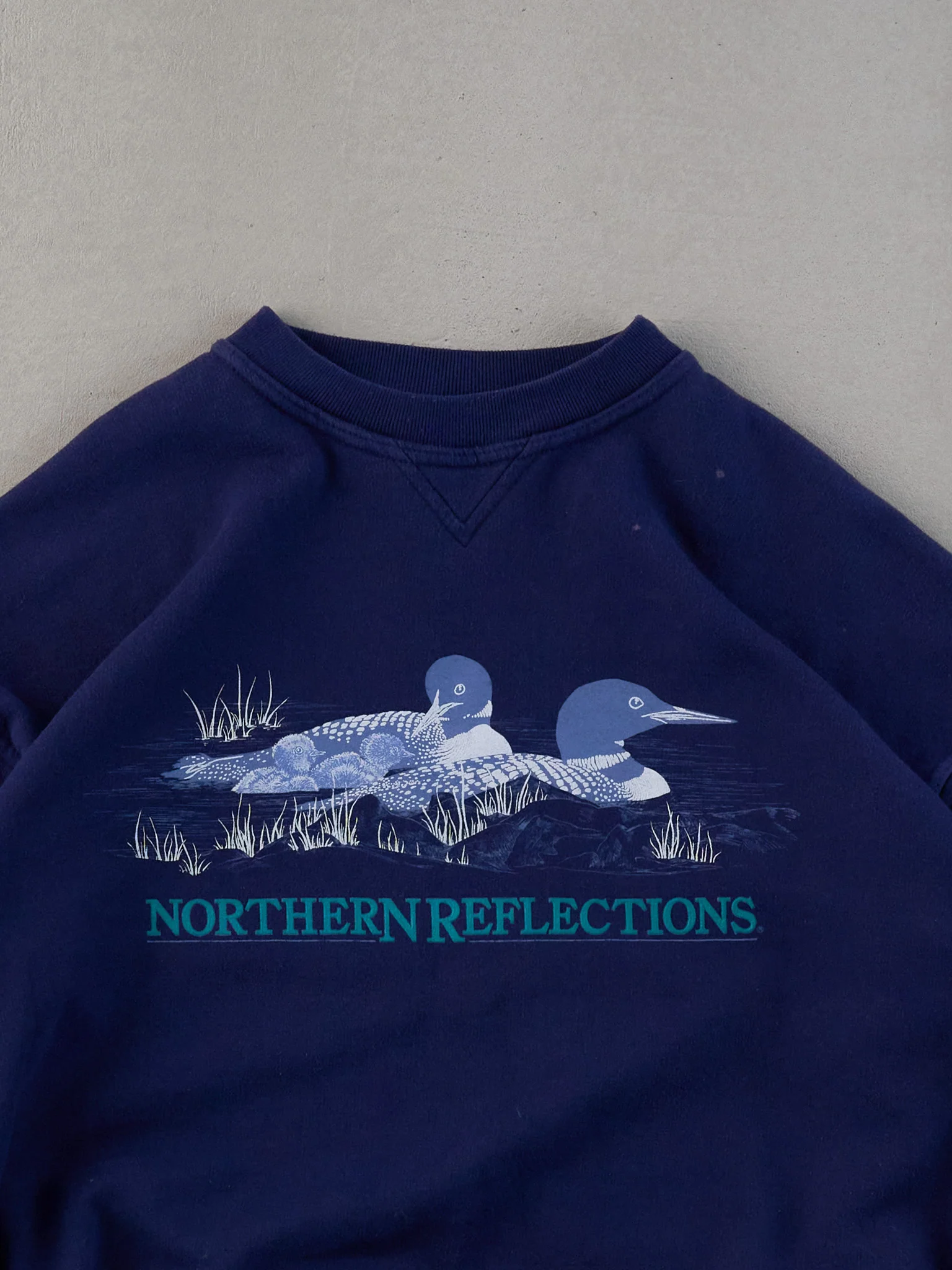 Vintage 90s Navy Blue Northern Reflections Graphic Crewneck (M) - Image 2