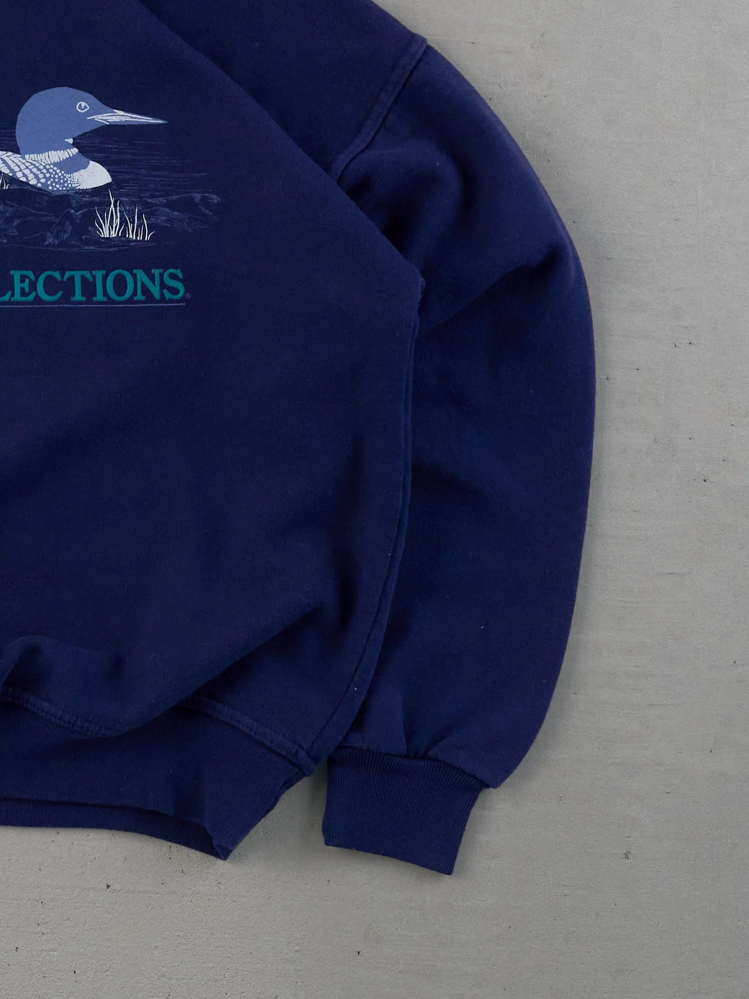 Vintage 90s Navy Blue Northern Reflections Graphic Crewneck (M) - Image 3