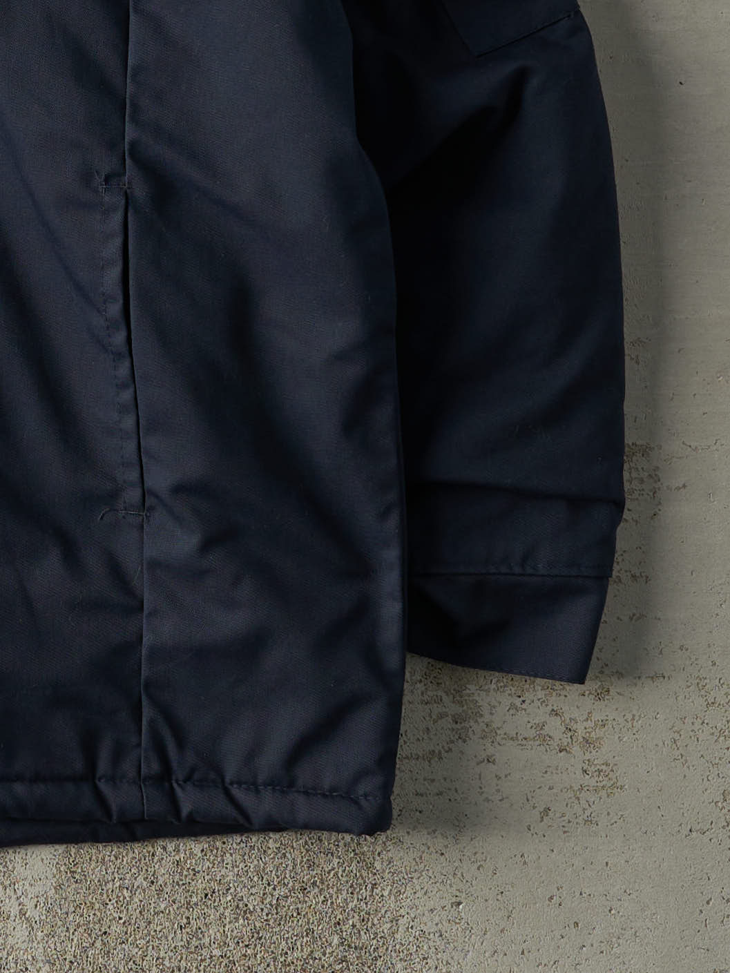 Vintage 90s Navy Blue Quilt Lined Work Jacket (M) - Image 3
